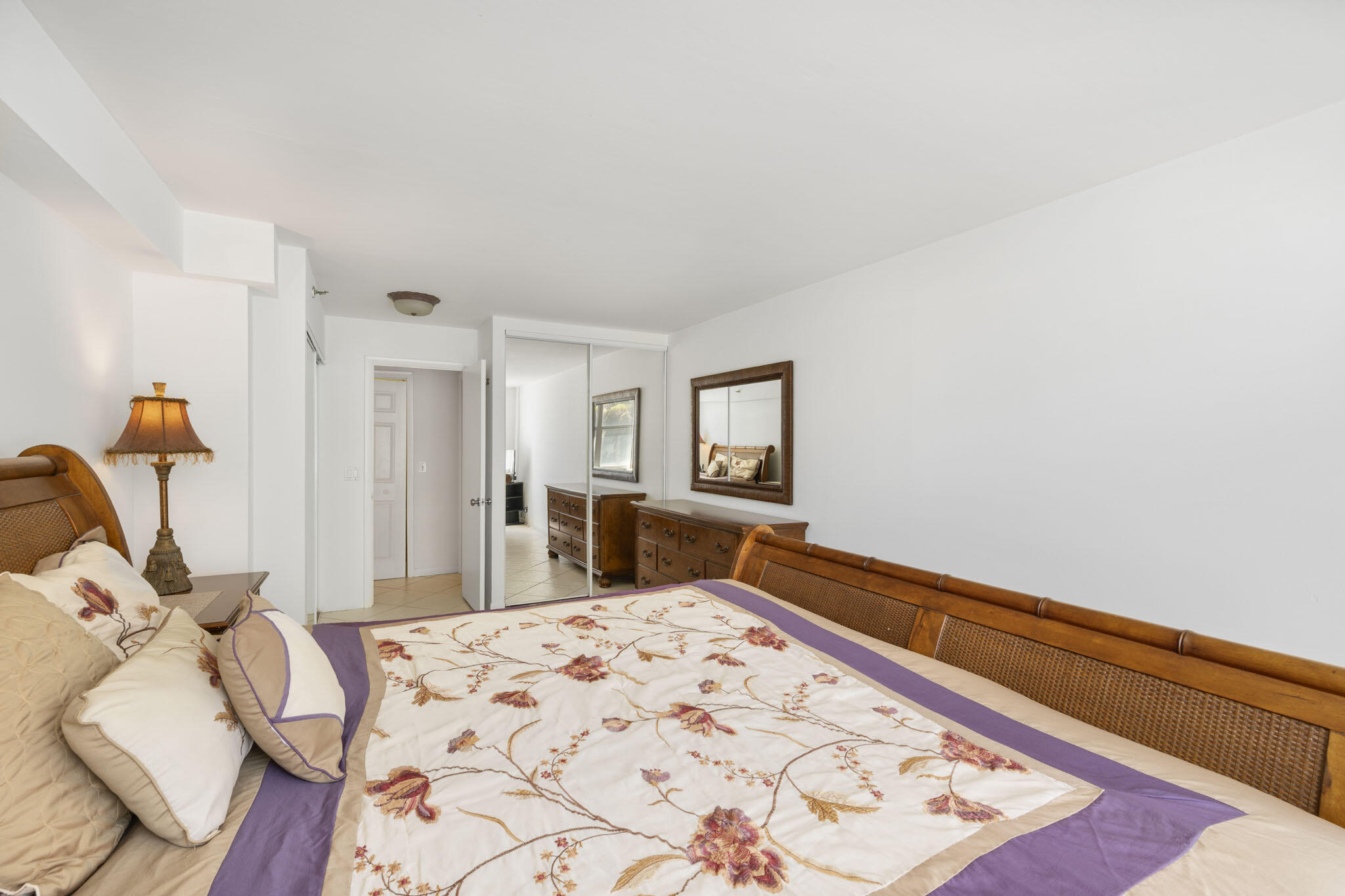 4511 S Ocean Boulevard 101