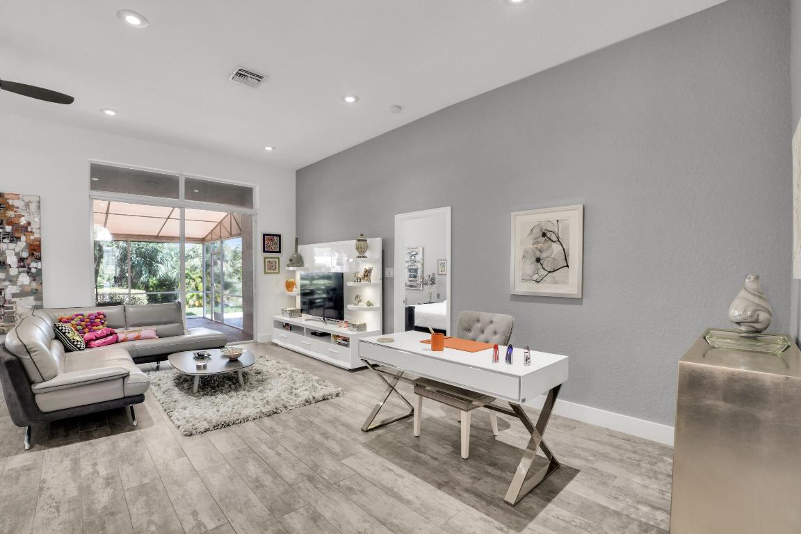 16677 Los Gatos Drive, Delray Beach