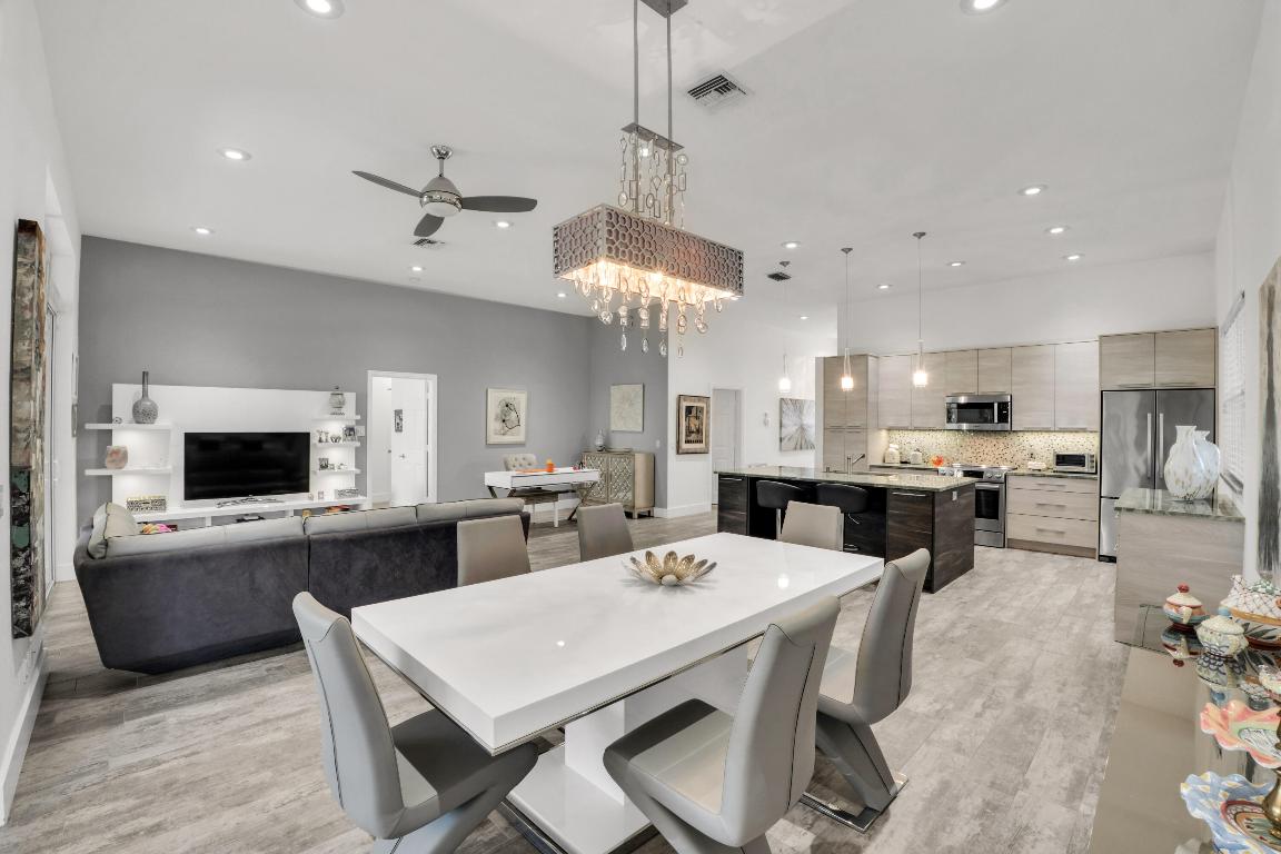 16677 Los Gatos Drive, Delray Beach