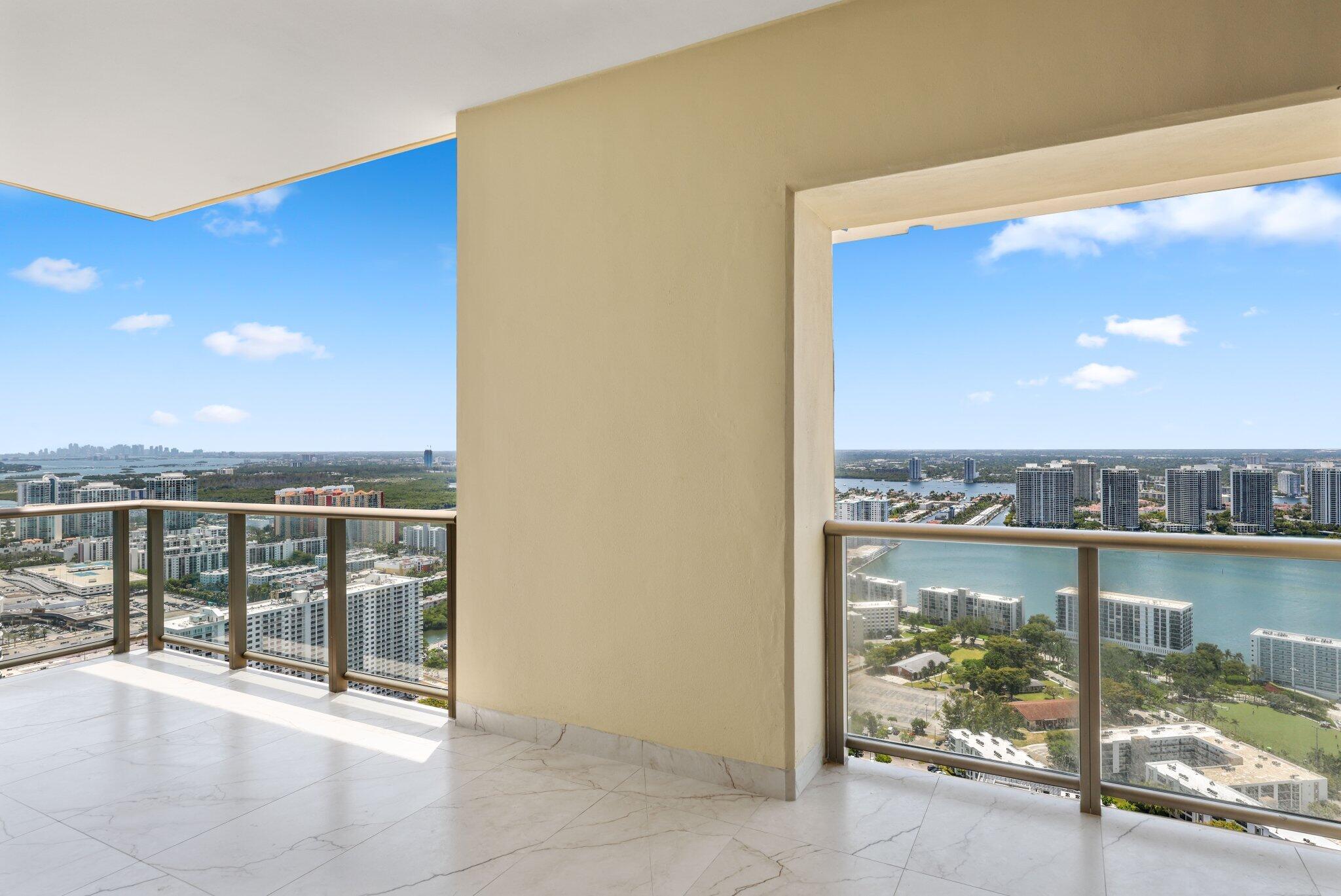 17749 Collins Avenue Ts 3901/3902