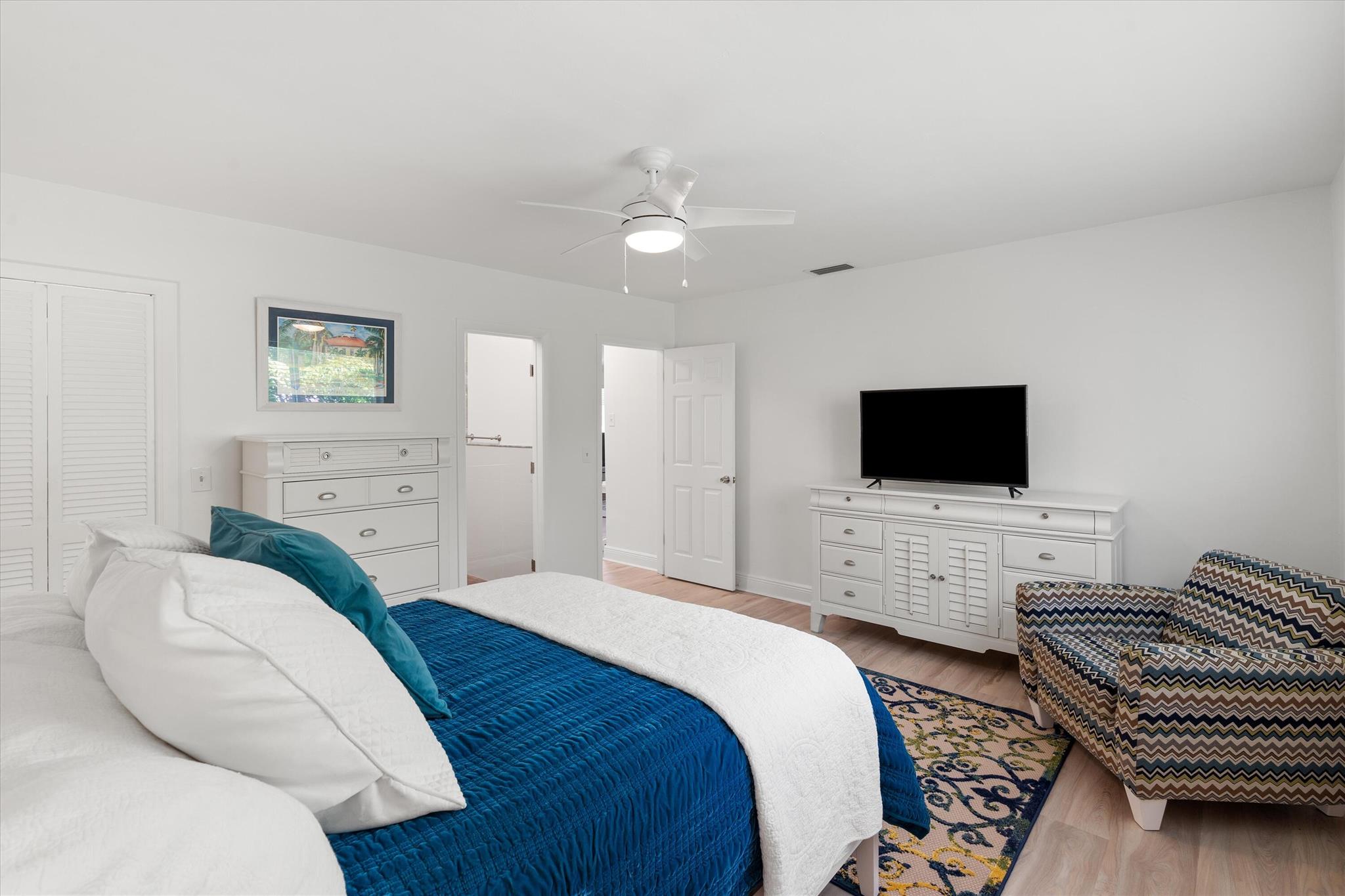 1202 Palm Trail 5