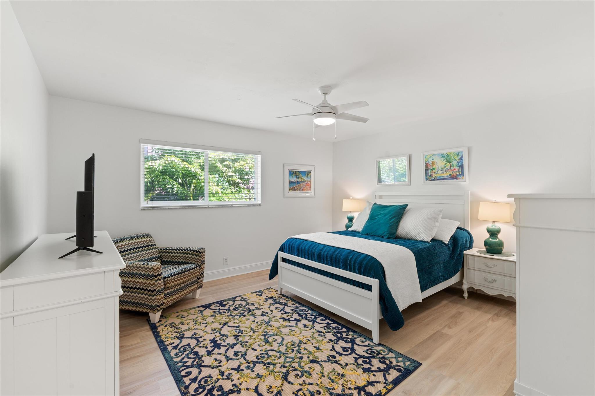 1202 Palm Trail 5
