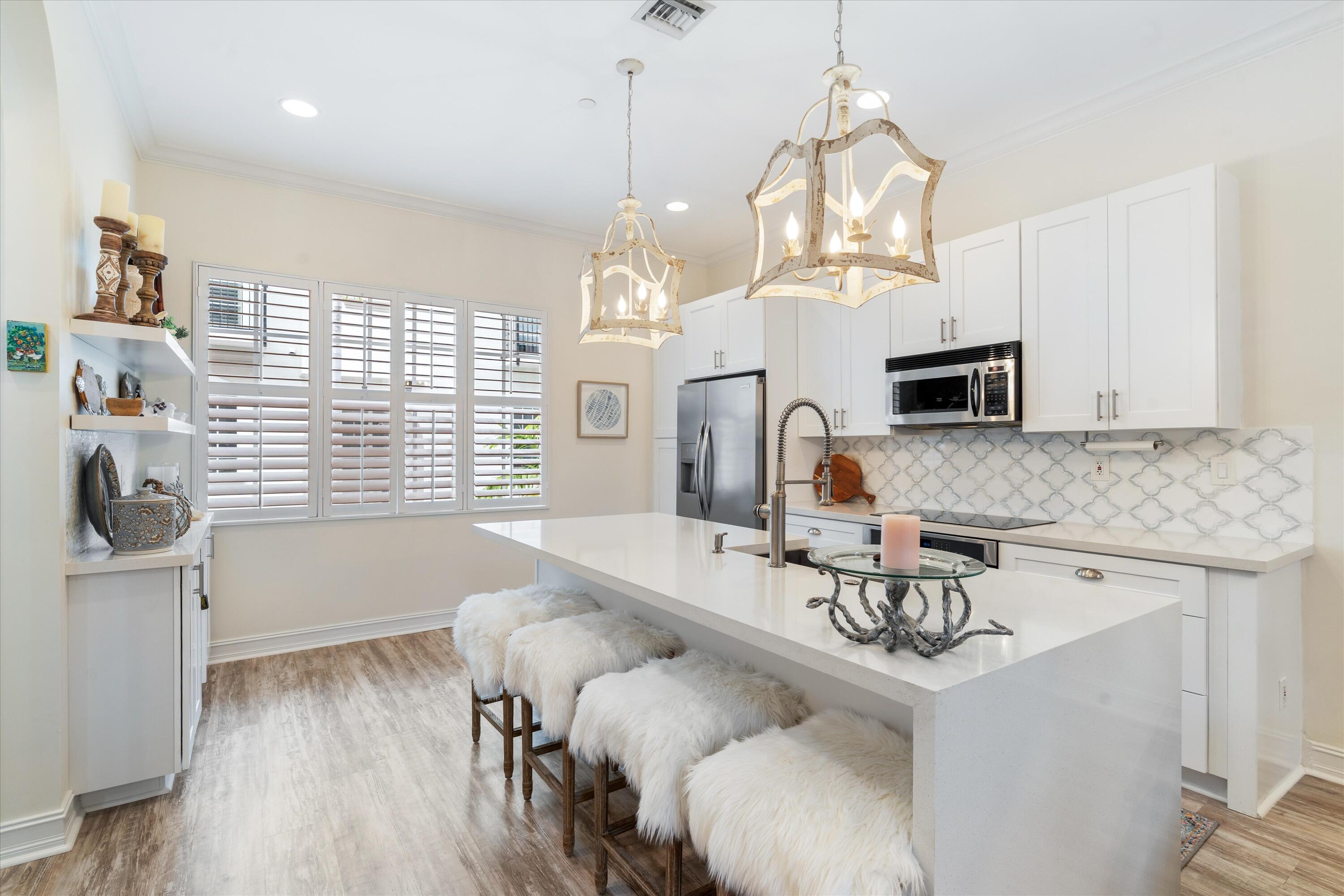 607 Renaissance Lane