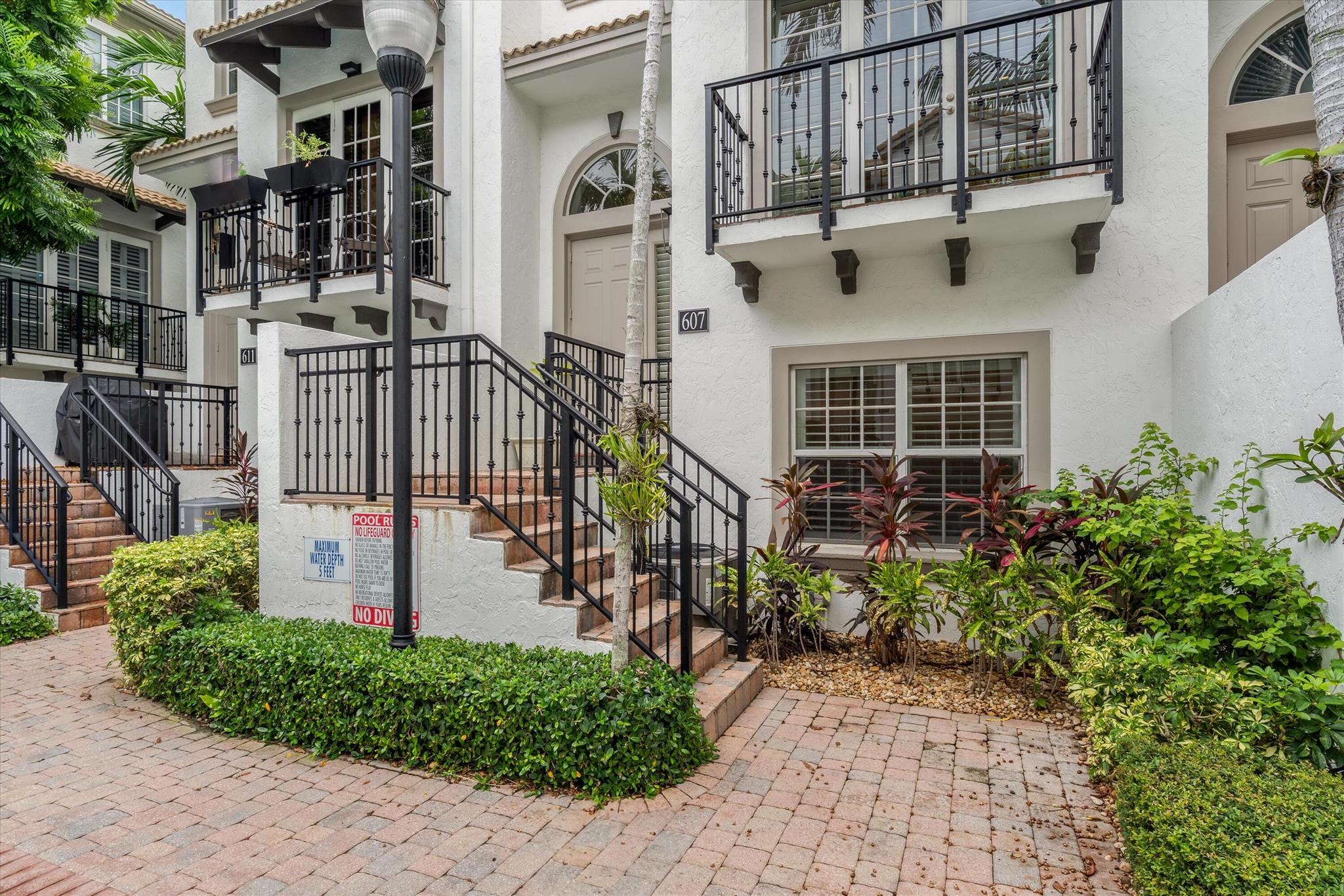 607 Renaissance Lane