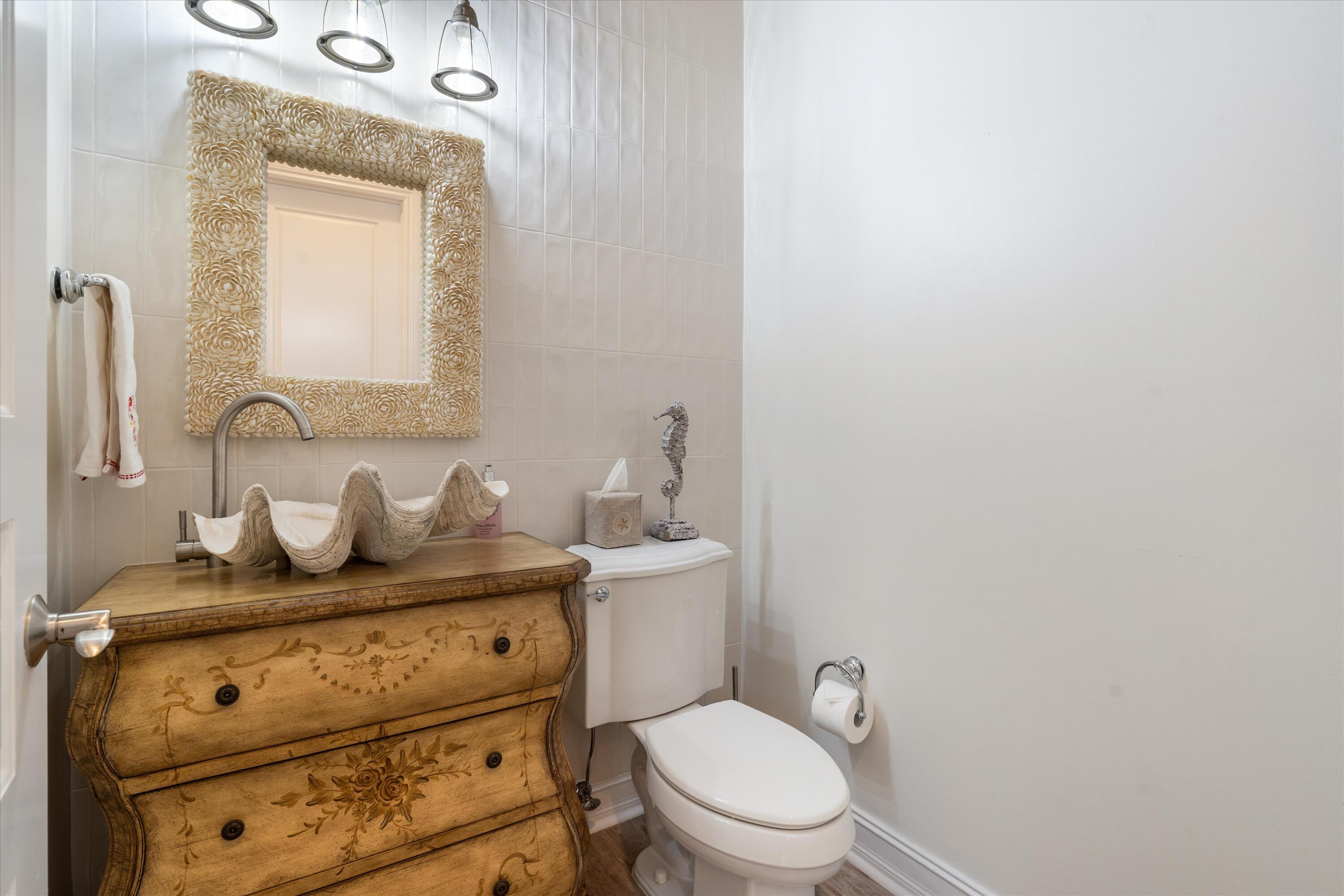 607 Renaissance Lane