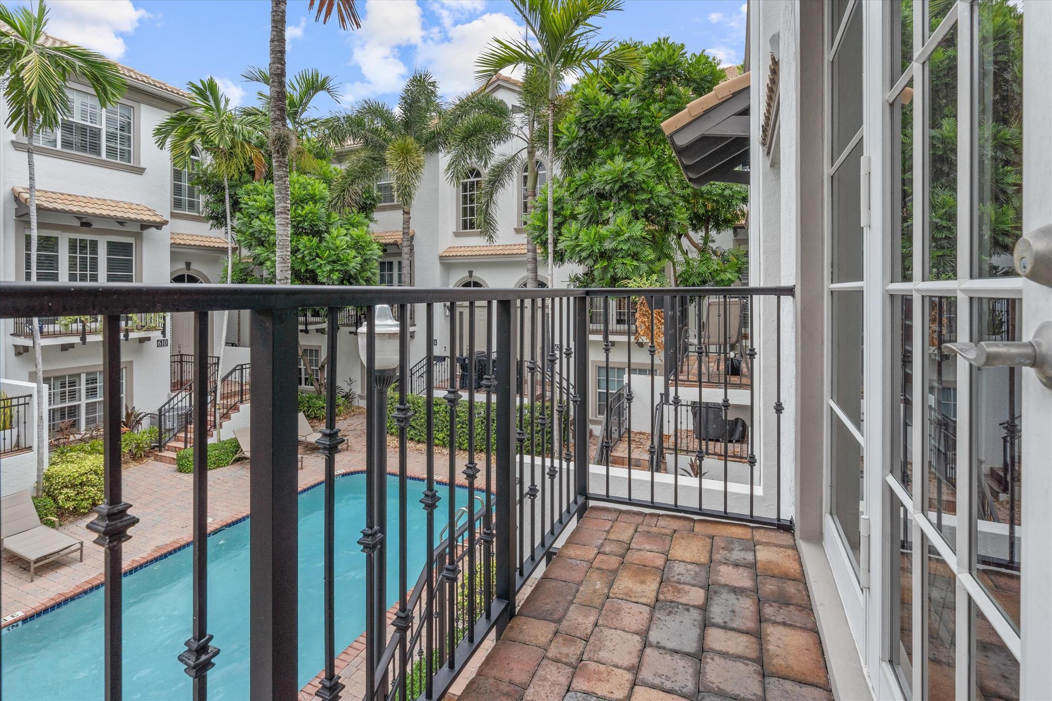 607 Renaissance Lane