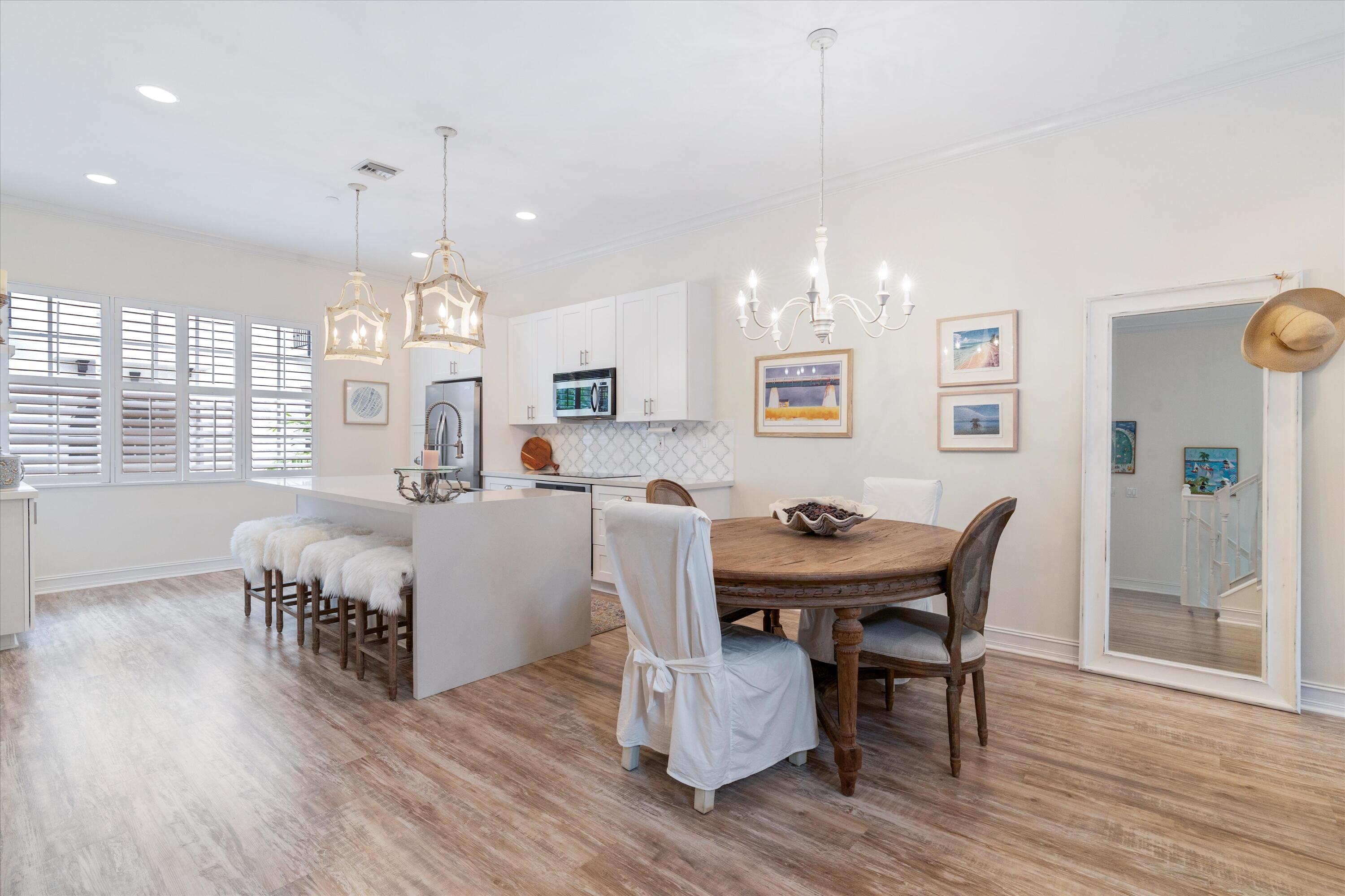 607 Renaissance Lane