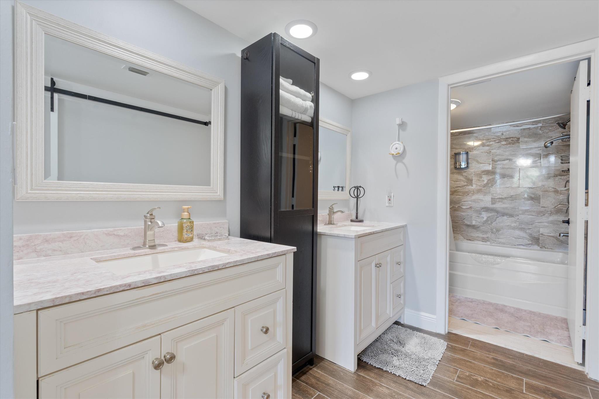 1 Harbourside Drive 4201