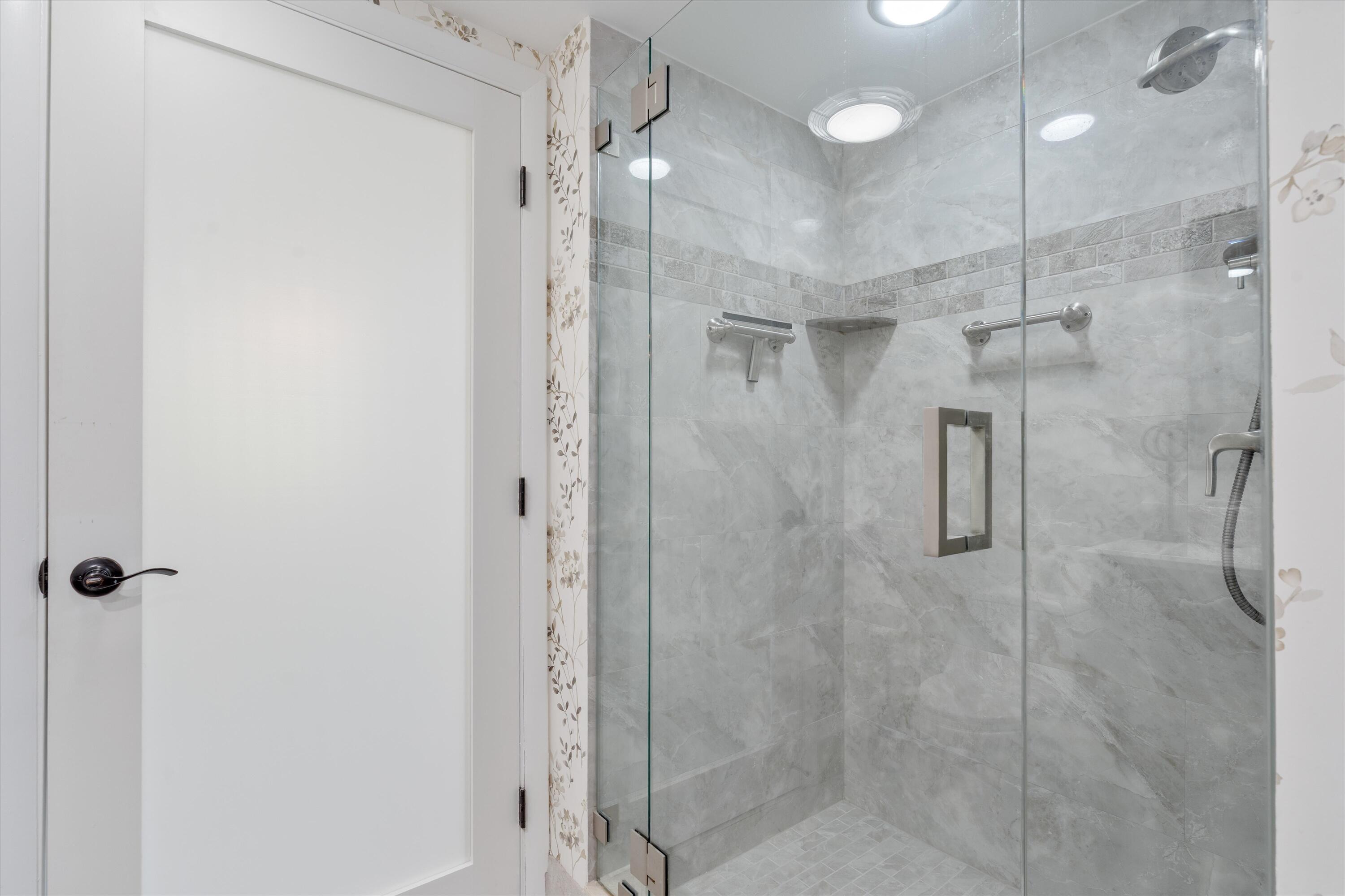 1 Harbourside Drive 4201