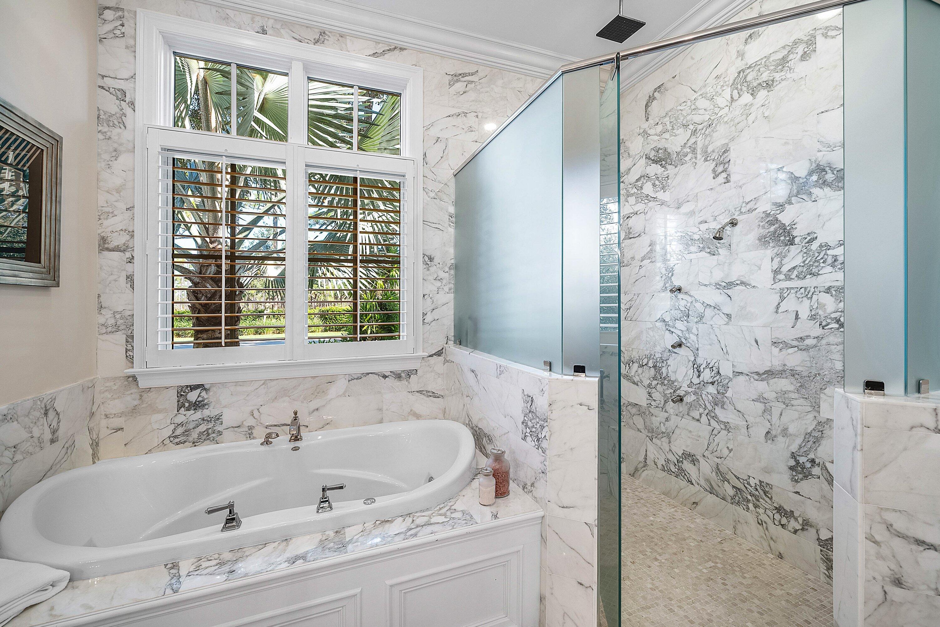 13381 Oakmeade