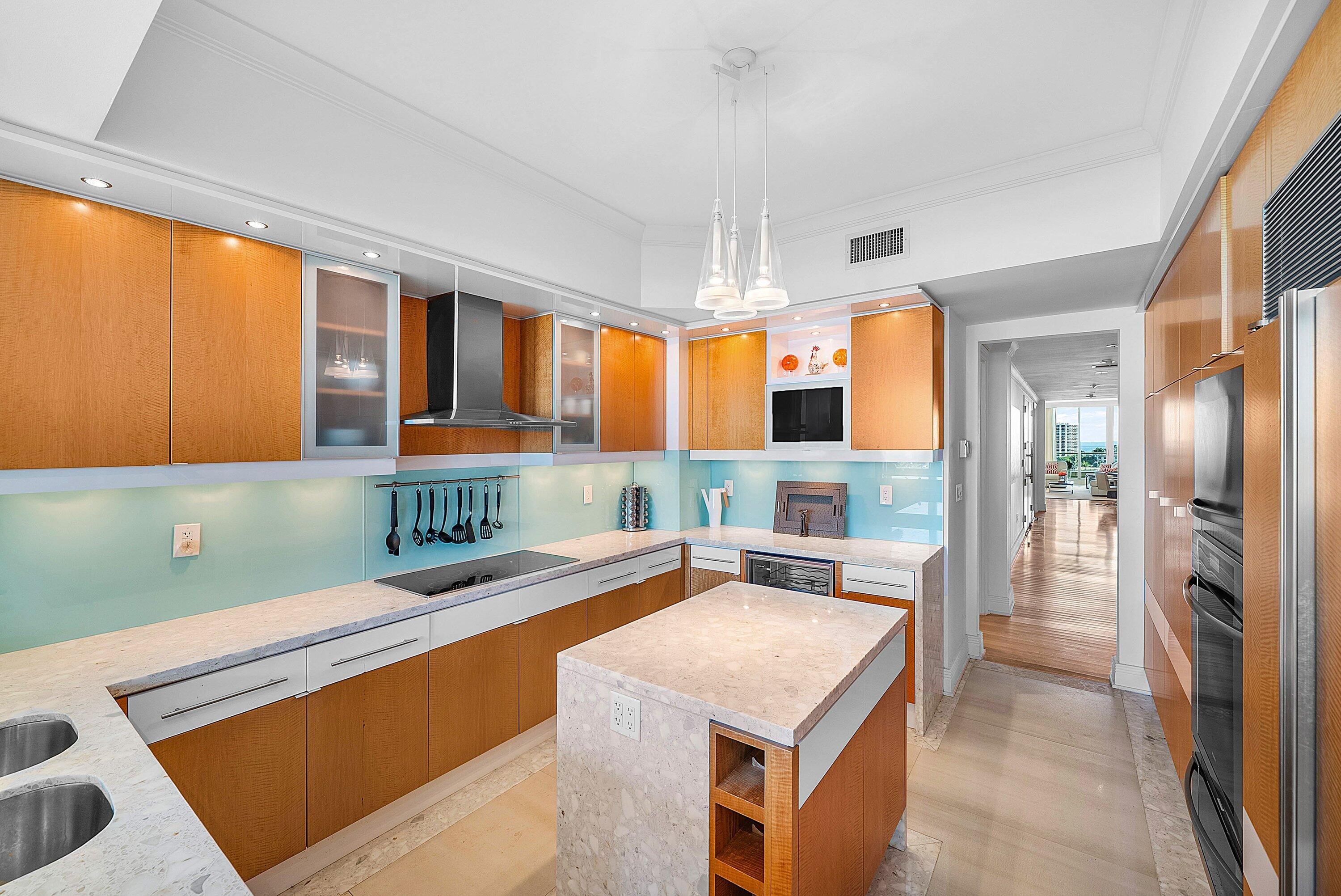 400 SE 5th Avenue 805n