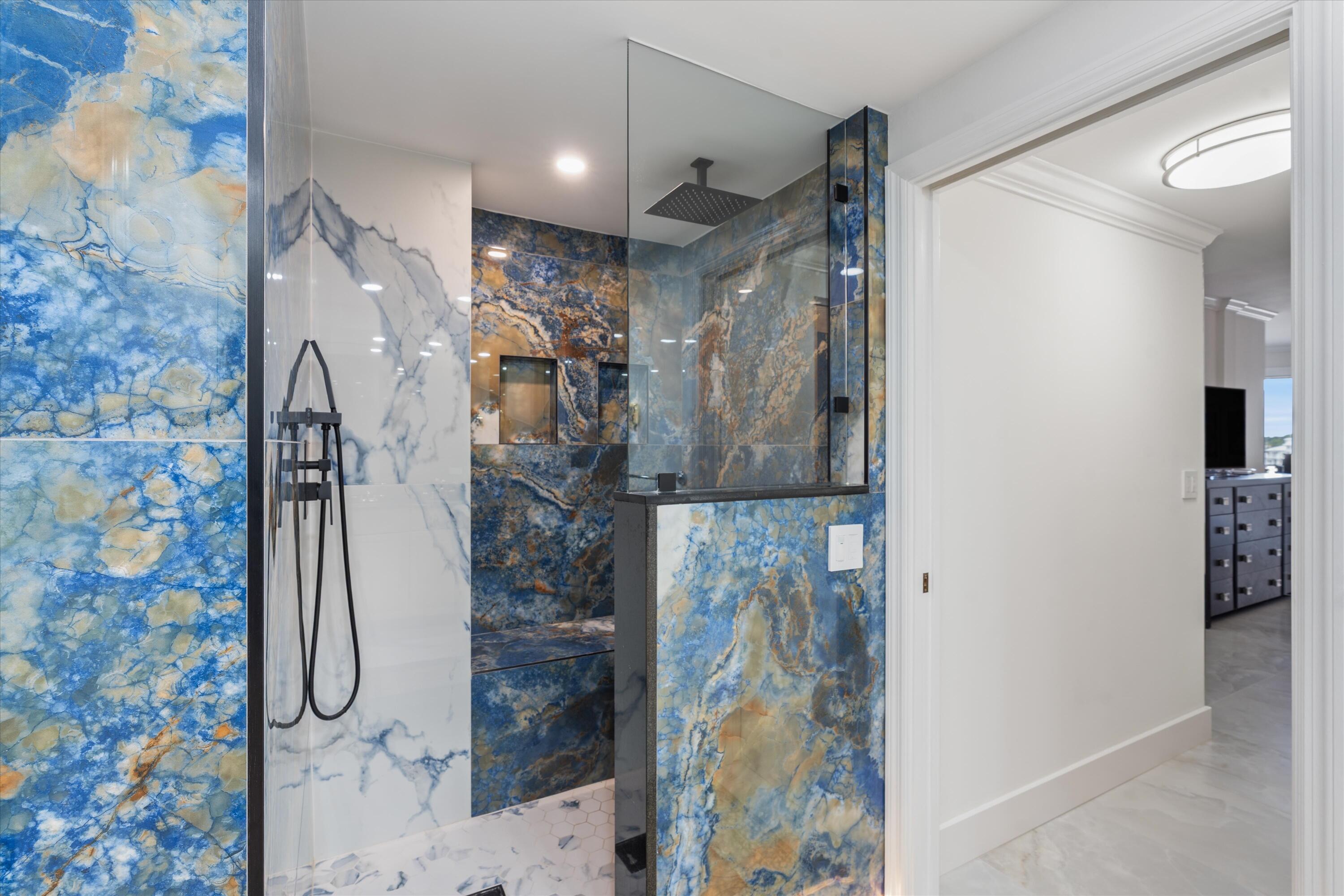 1035 S Federal Highway 211