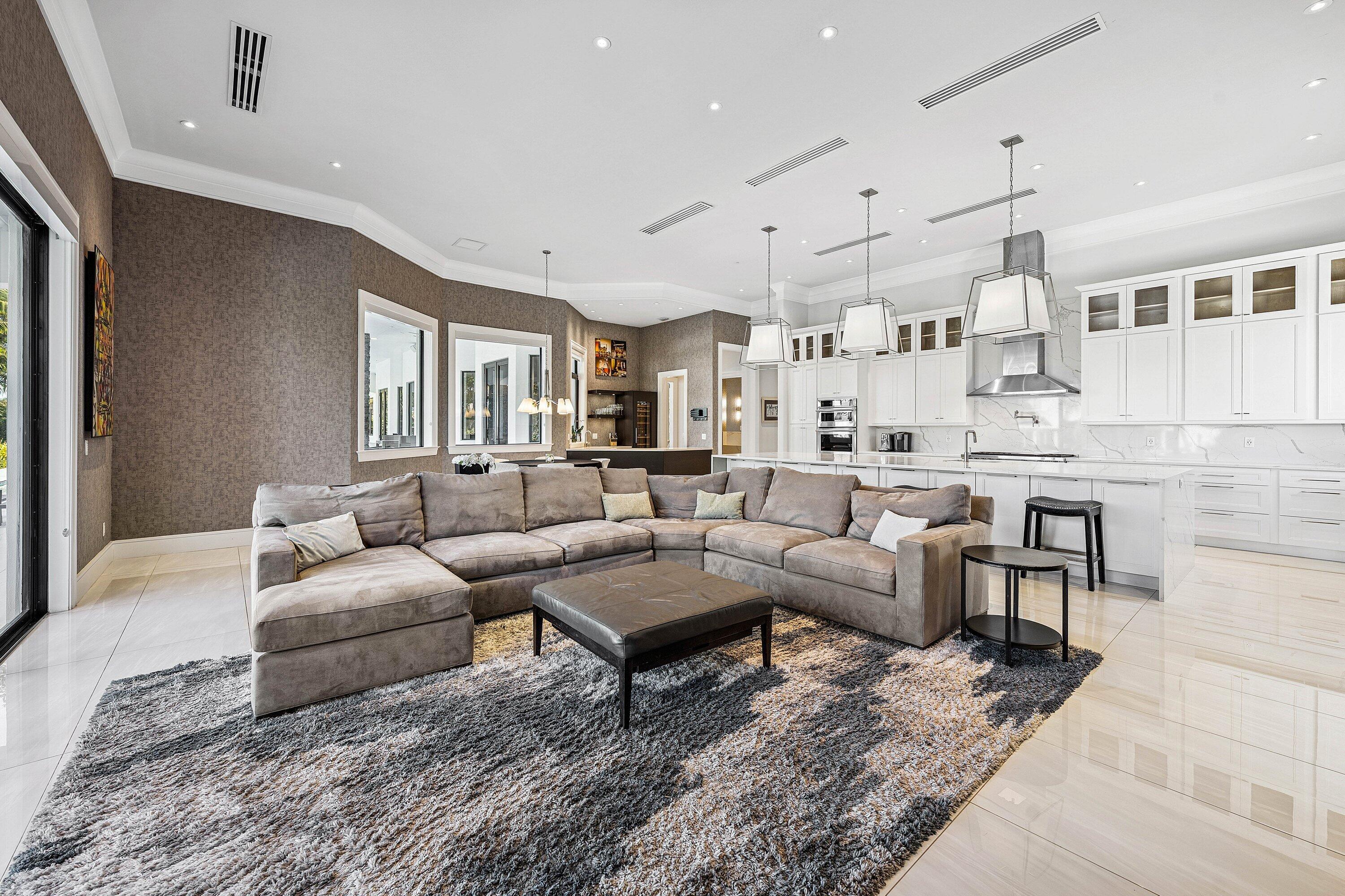 6773 Boniello Drive