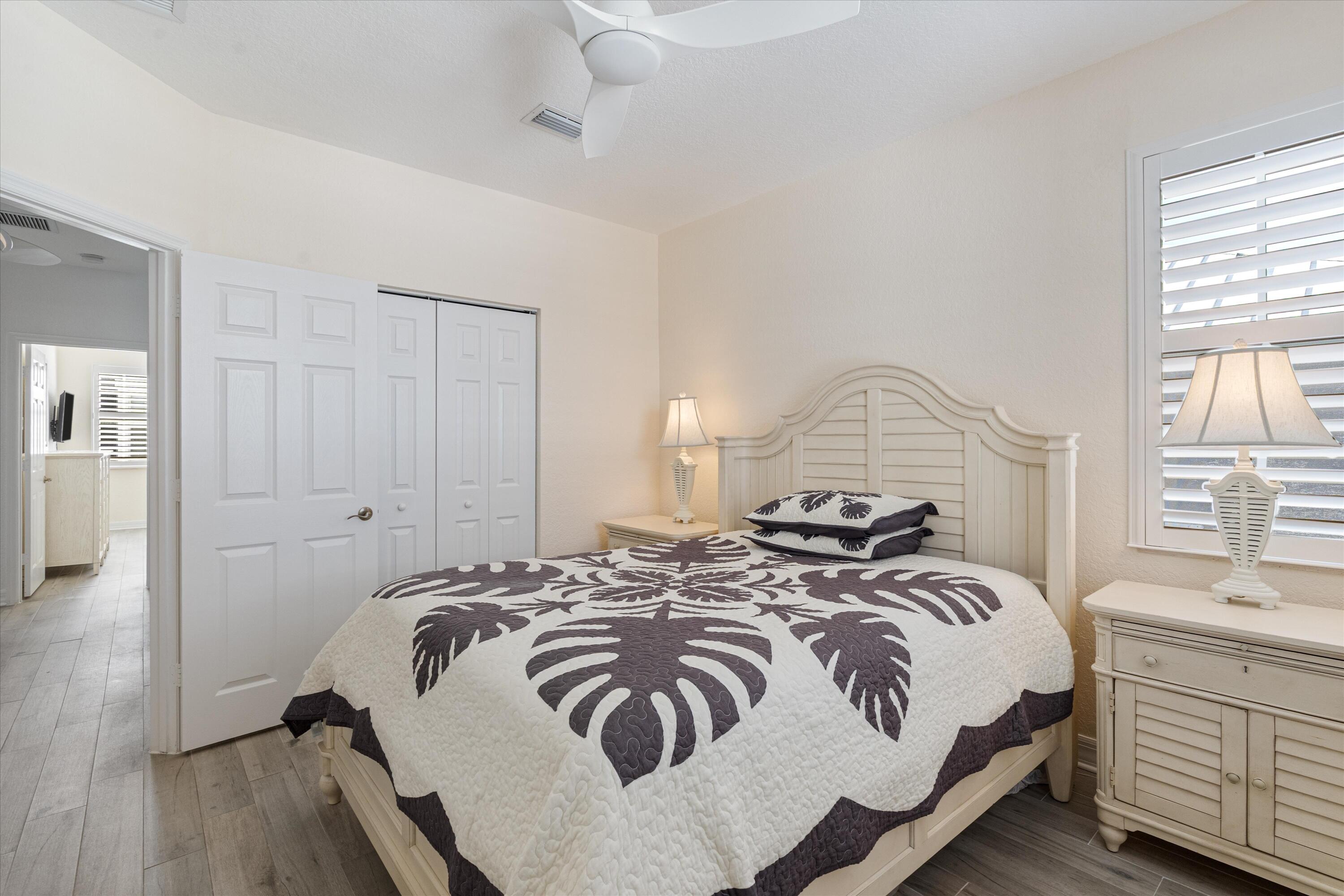 295 NE 5th Avenue 32