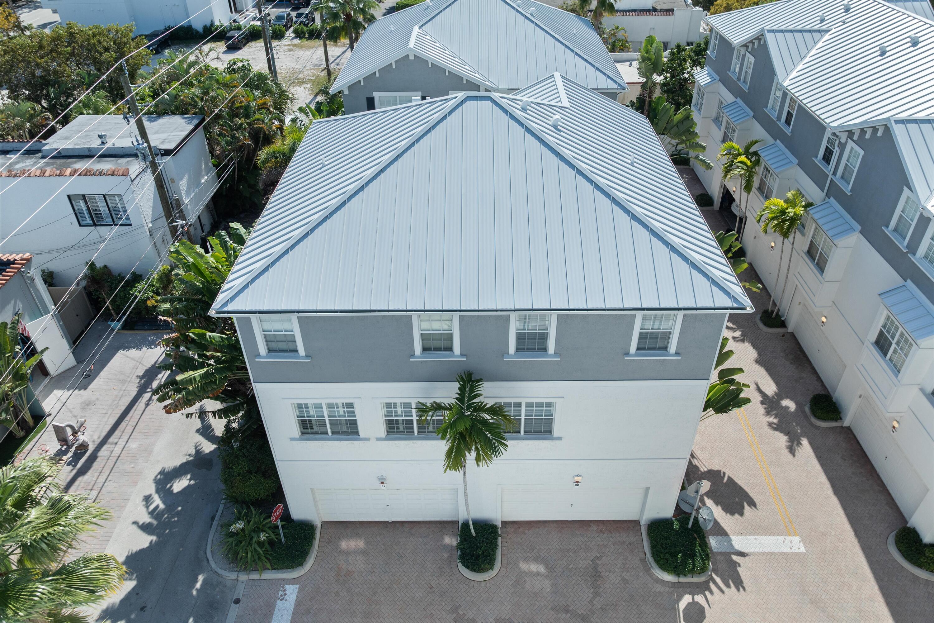 295 NE 5th Avenue 32