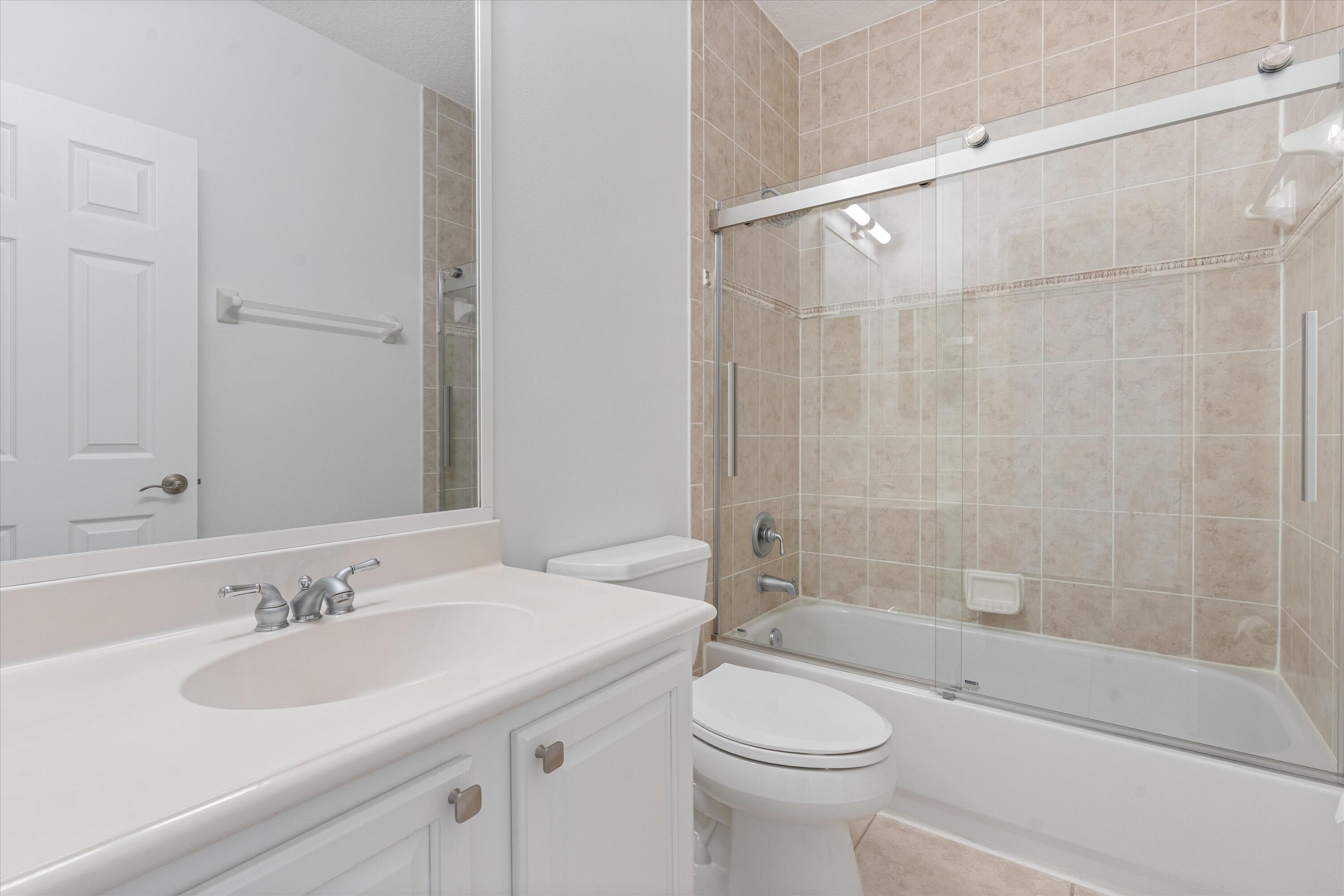 295 NE 5th Avenue 32