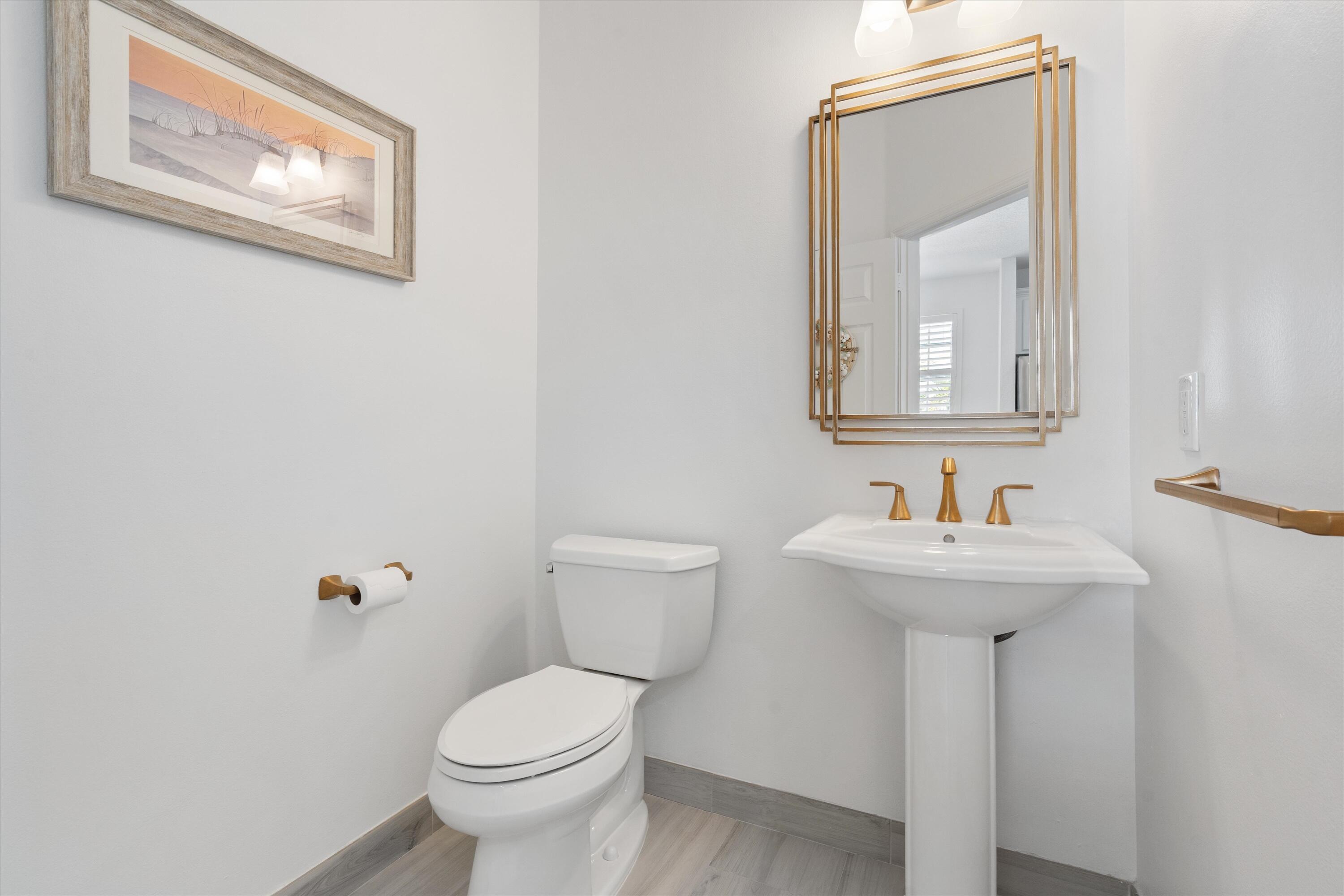 295 NE 5th Avenue 32