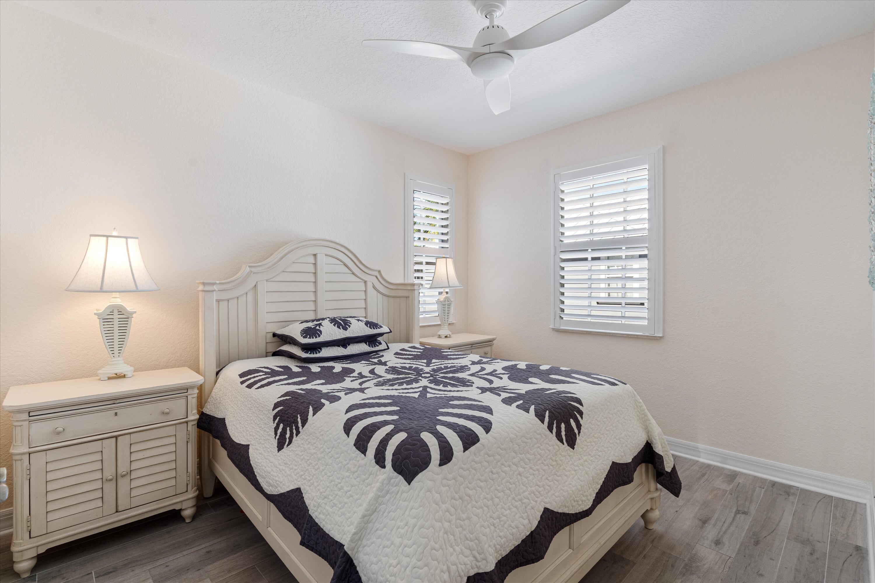 295 NE 5th Avenue 32