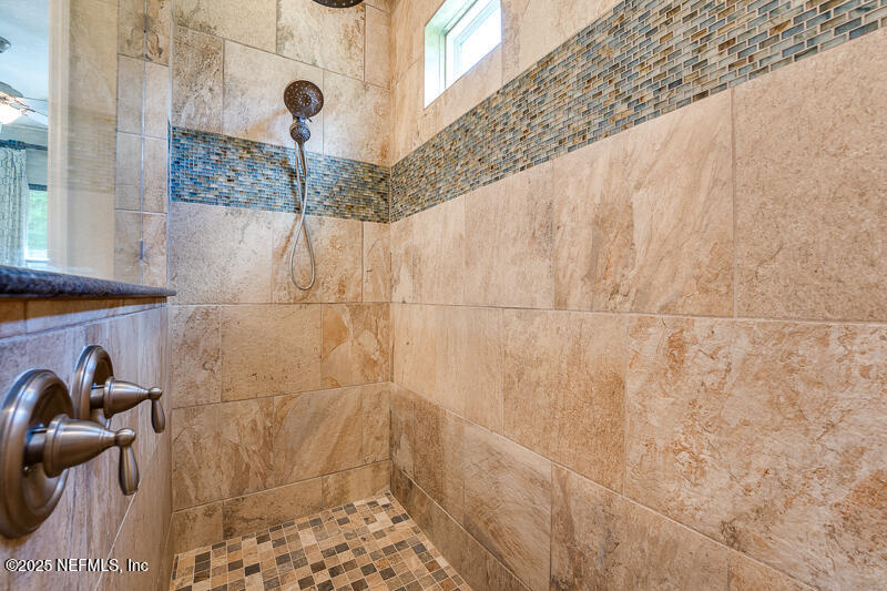 268 PALM BREEZE Drive