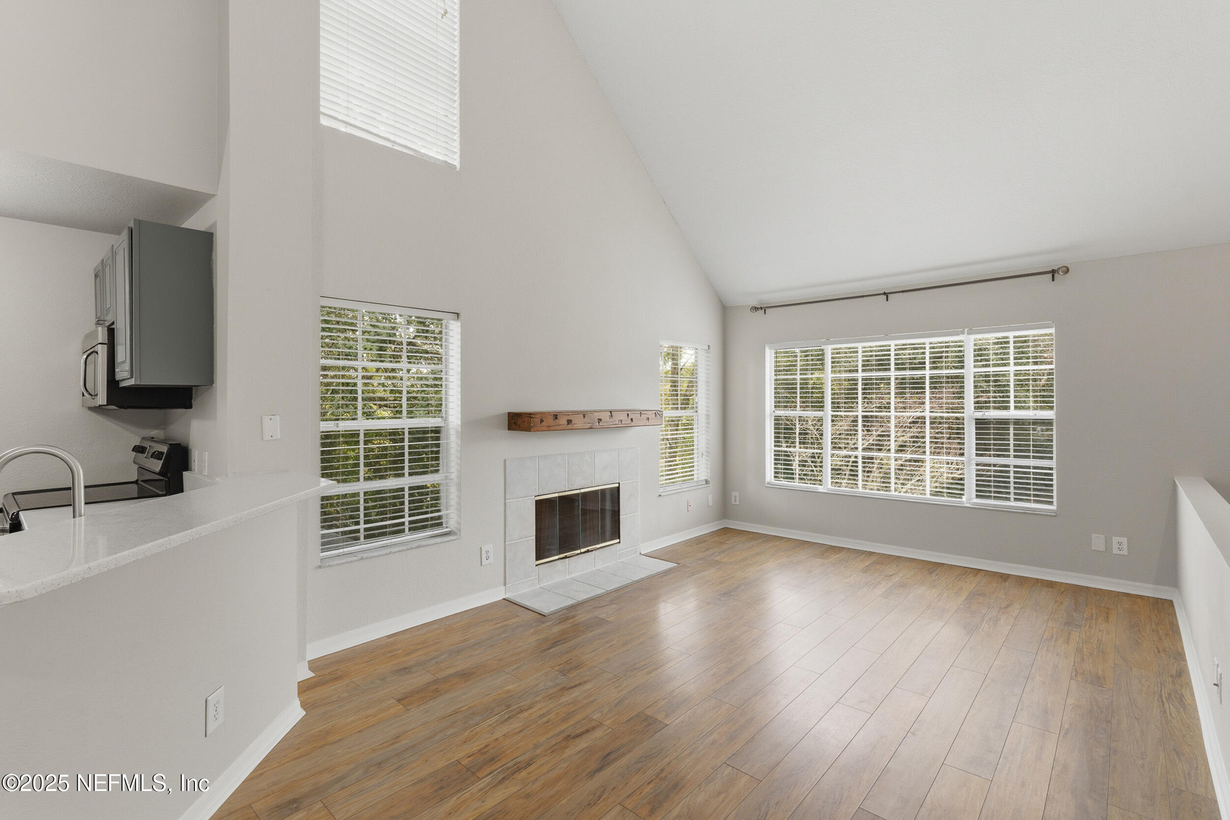 13700 RICHMOND PARK Drive N 607