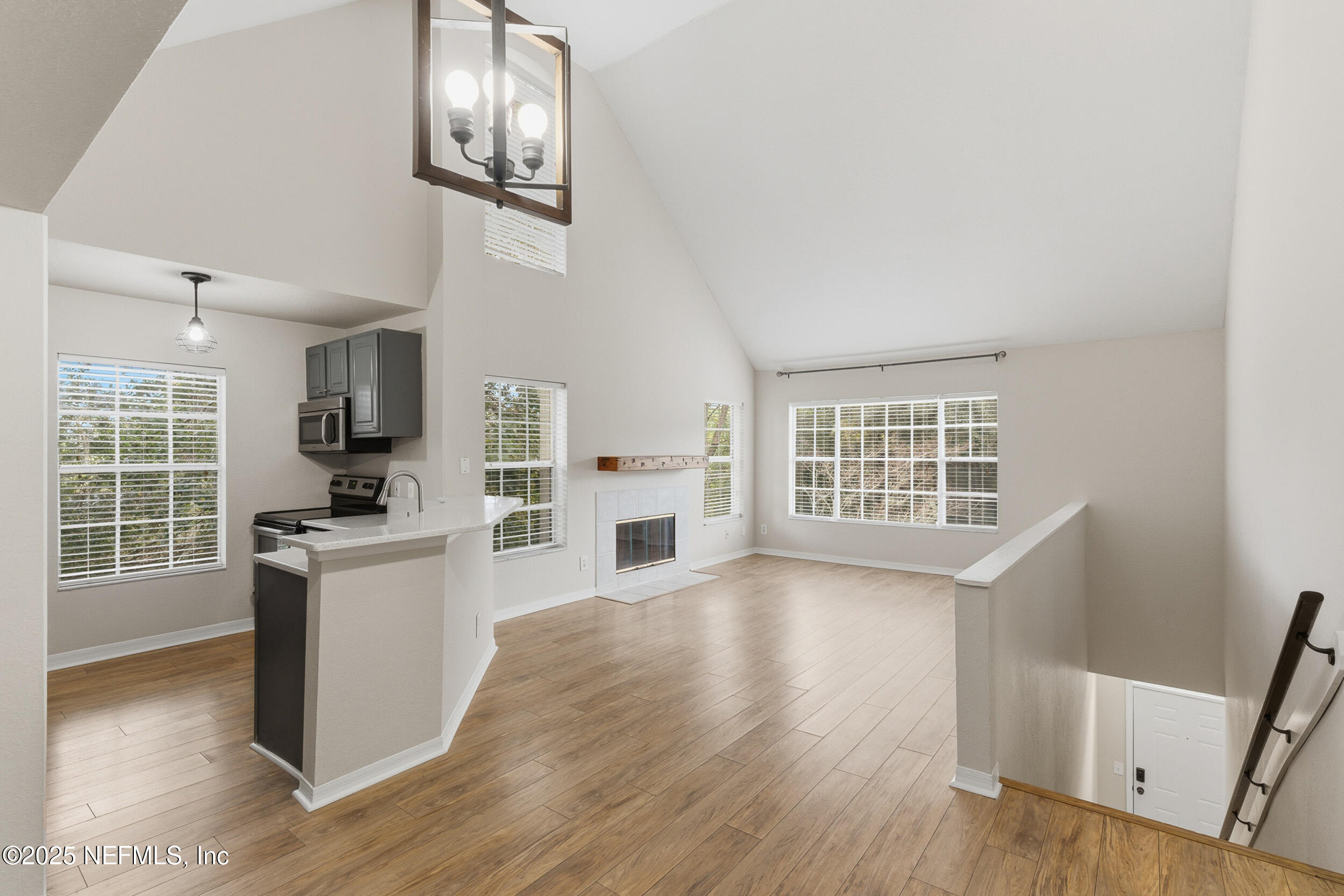 13700 RICHMOND PARK Drive N 607