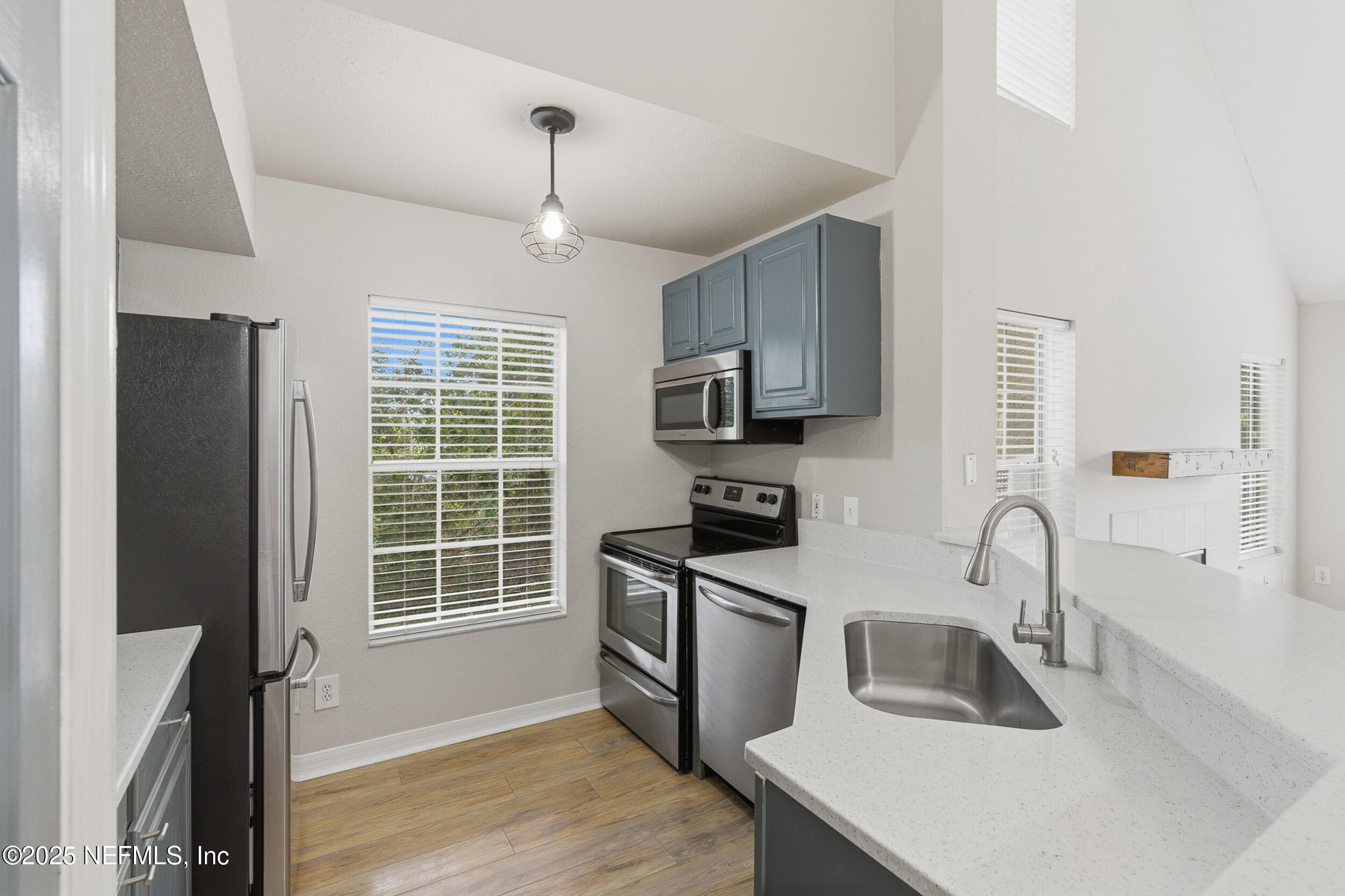 13700 RICHMOND PARK Drive N 607