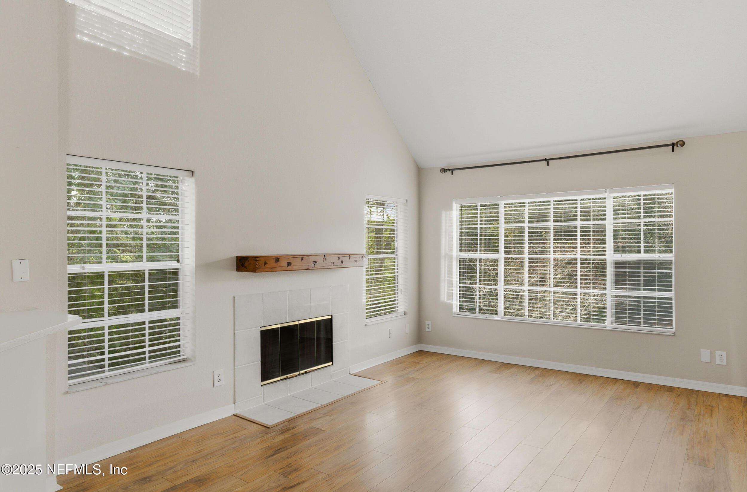 13700 RICHMOND PARK Drive N 607