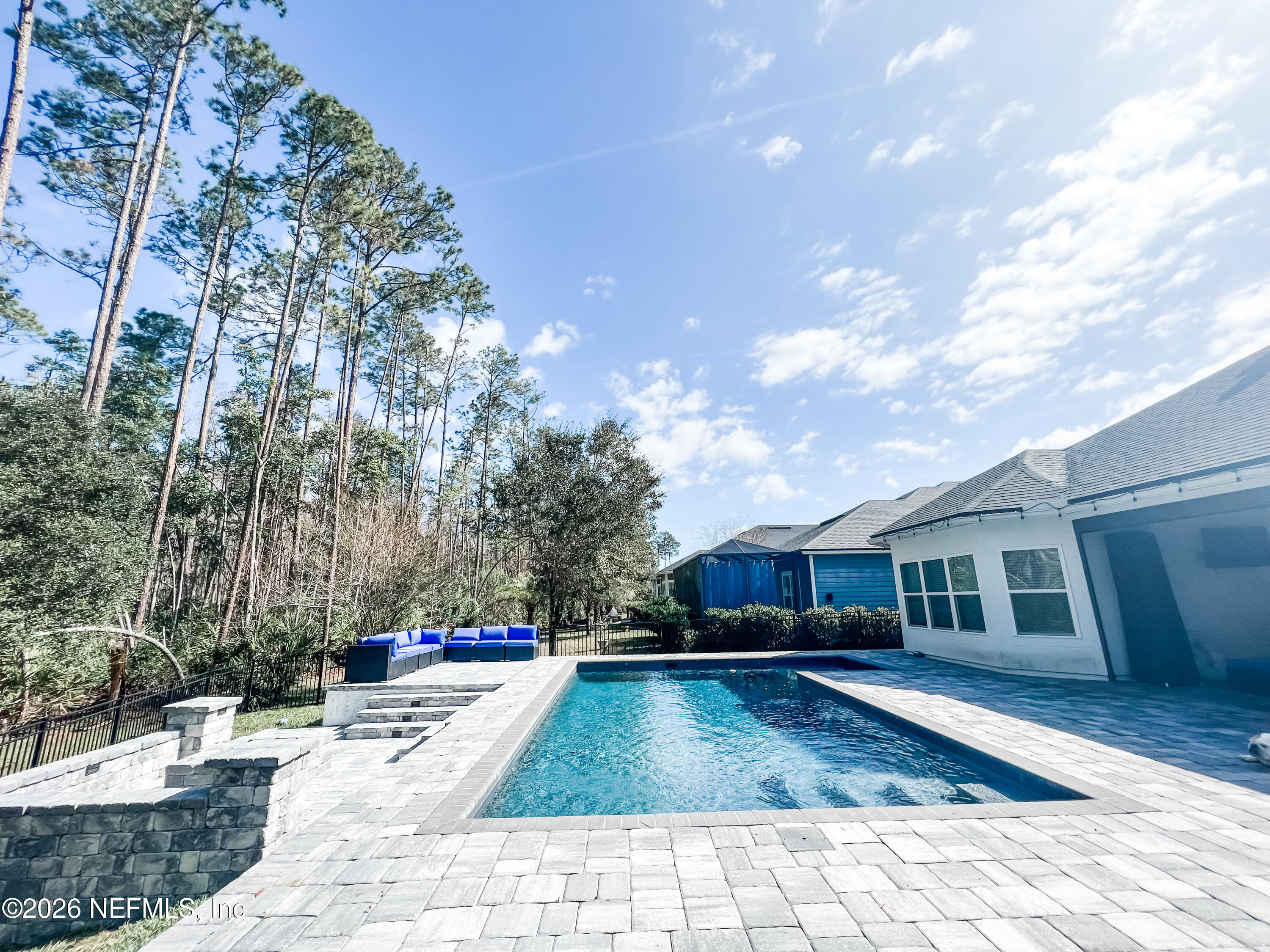 154 KIWI PALM Court
