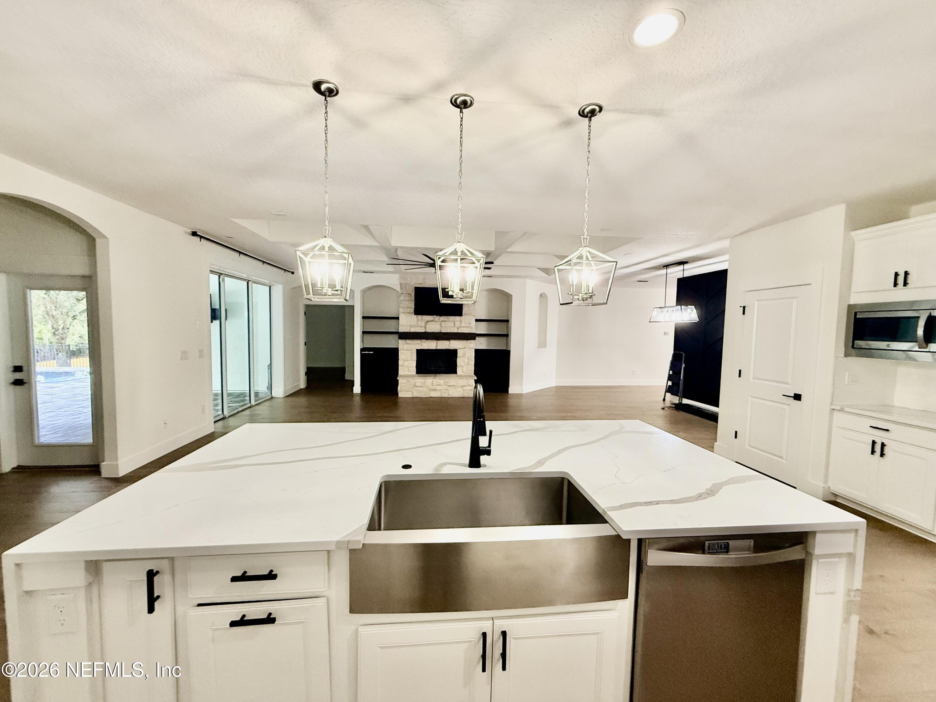 154 KIWI PALM Court