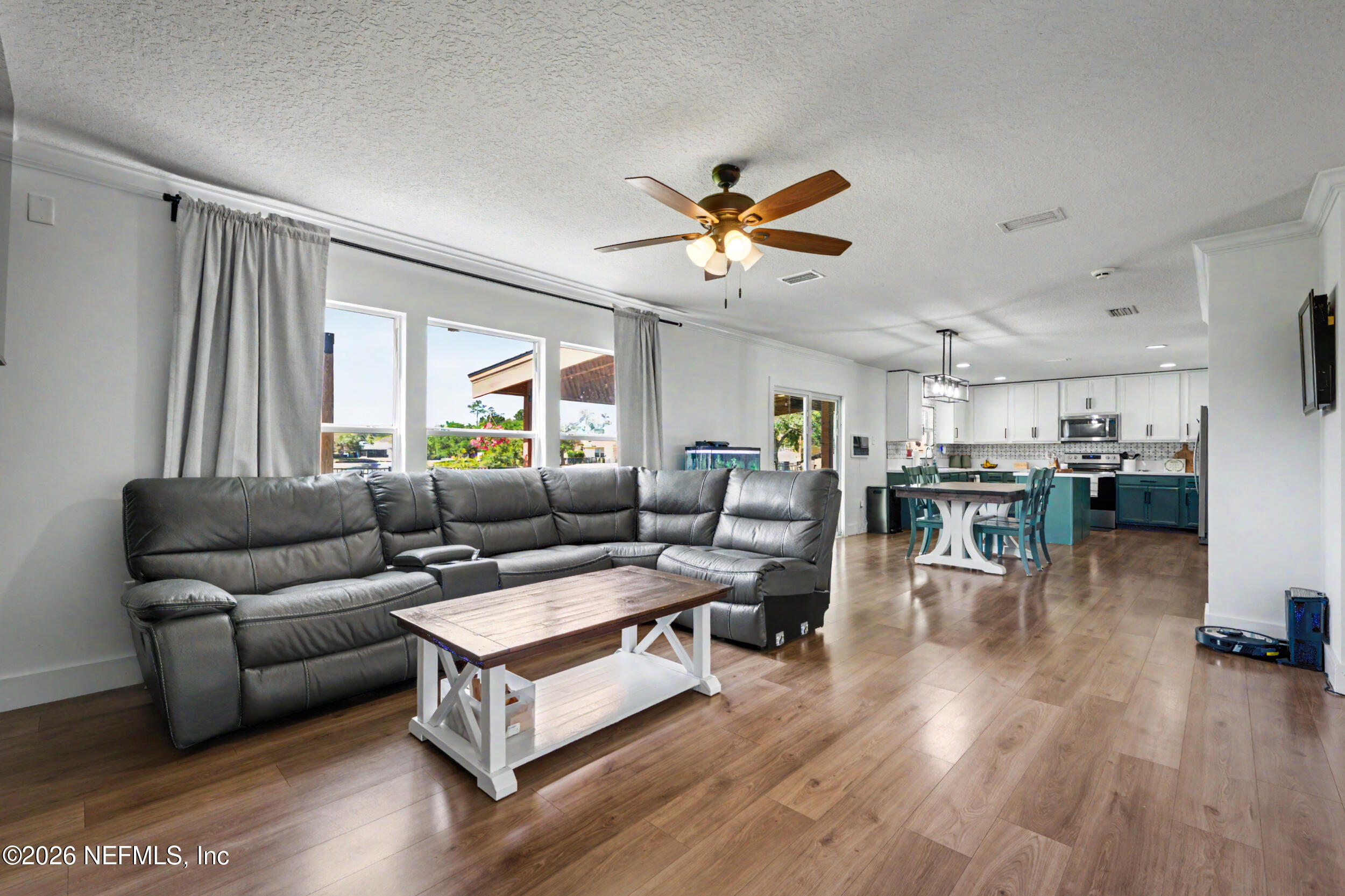 4003 CEDAR BLUFF Lane