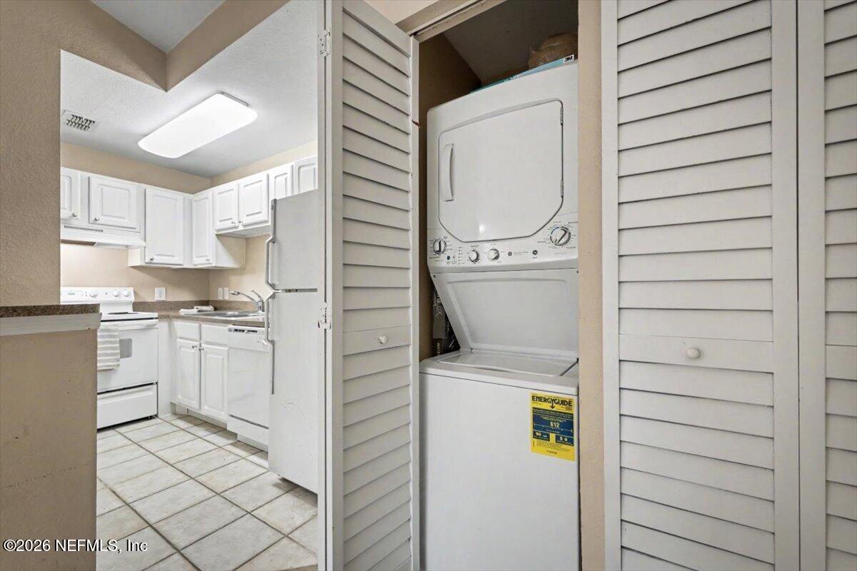 13703 RICHMOND PARK Drive N 3310