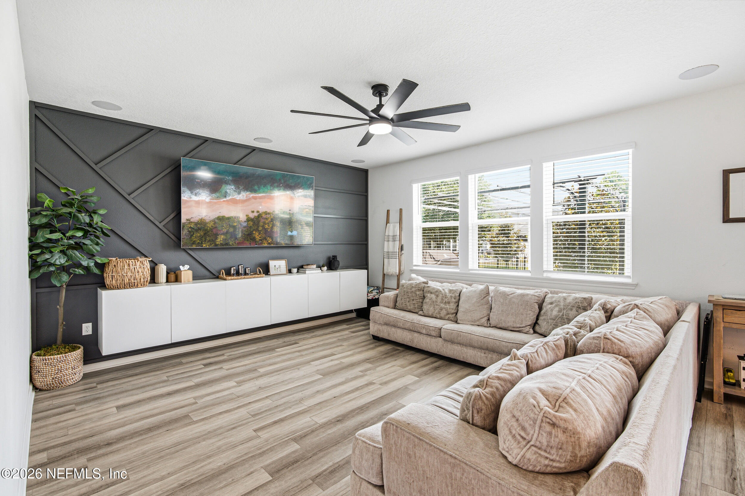 12122 HOPKINTON Court