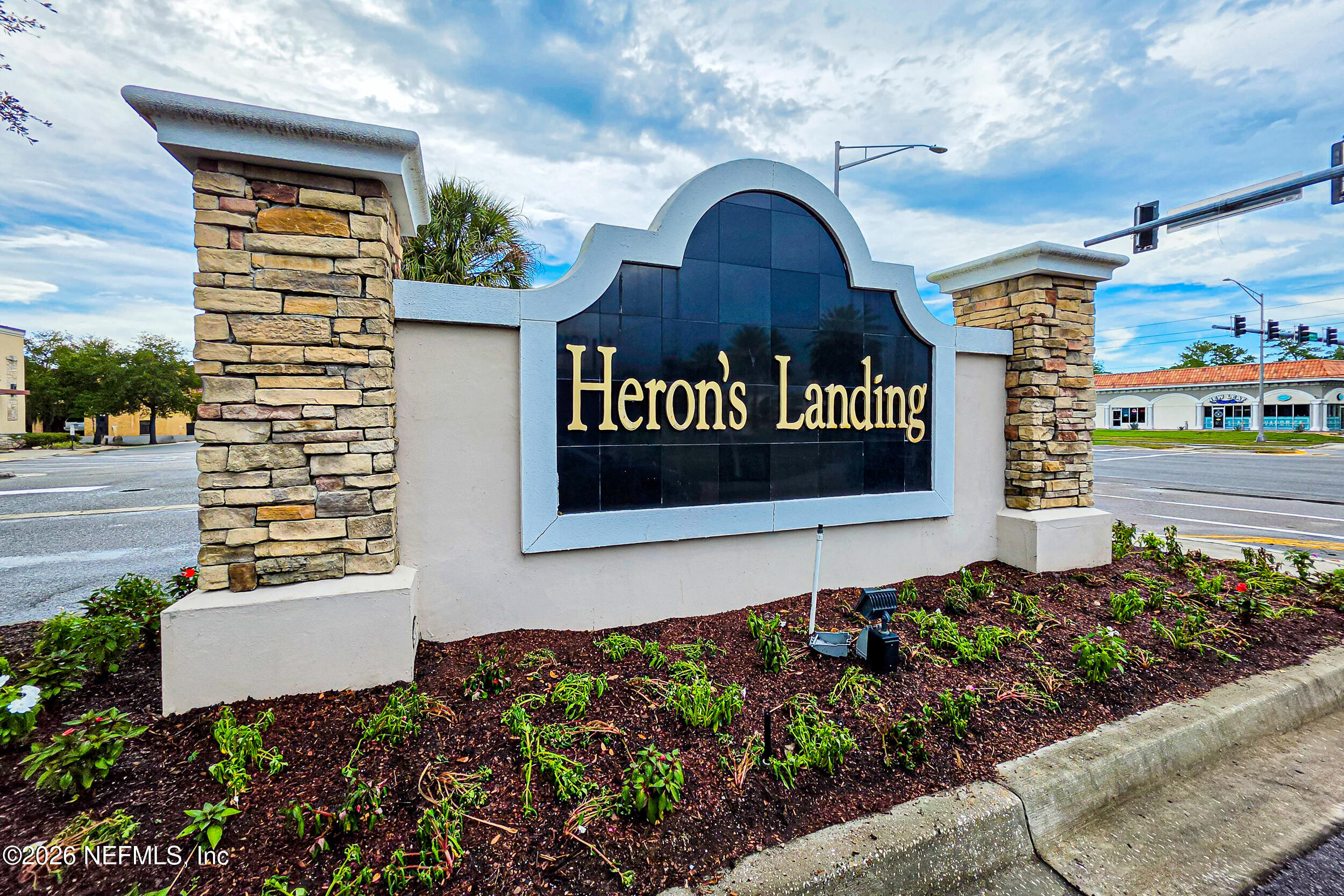 13843 HERONS LANDING Way 9