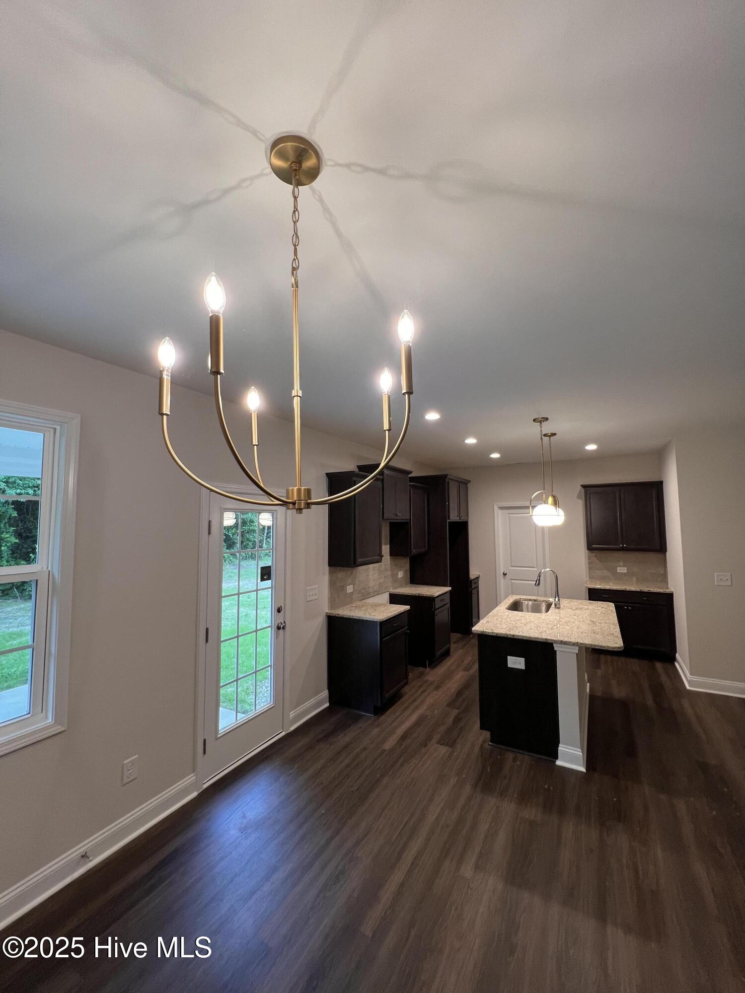 218 Sacksonia Street