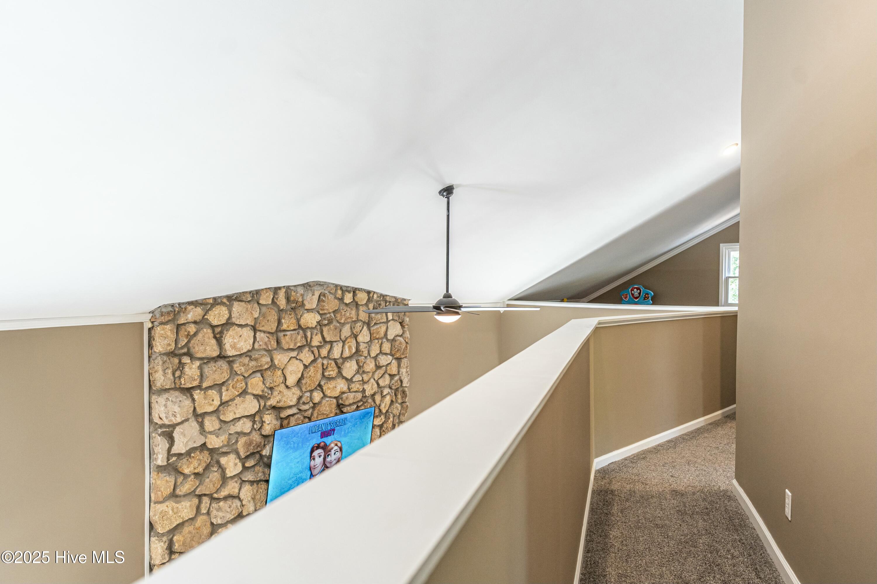 124 Shenandoah Road E