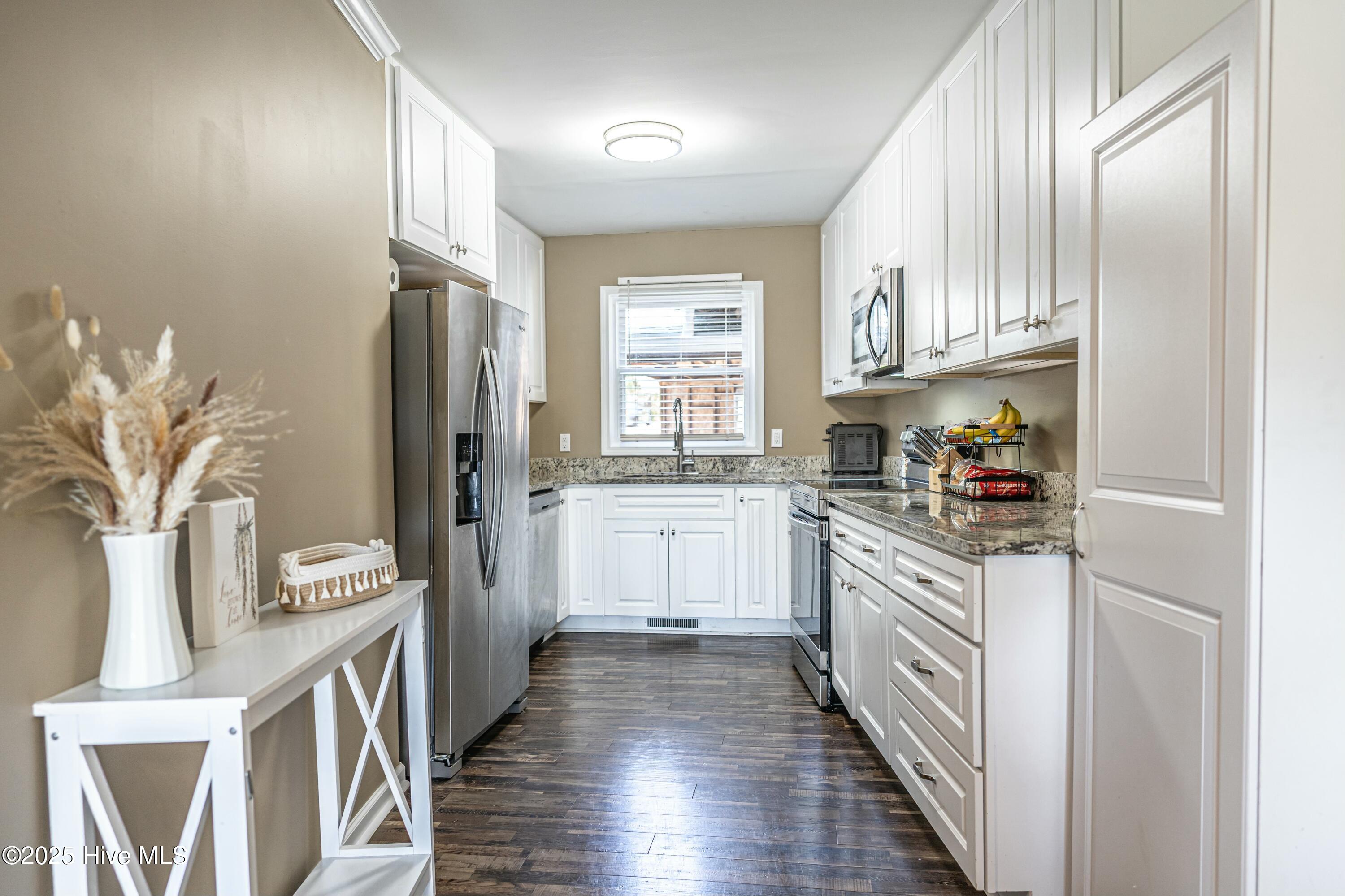 124 Shenandoah Road E