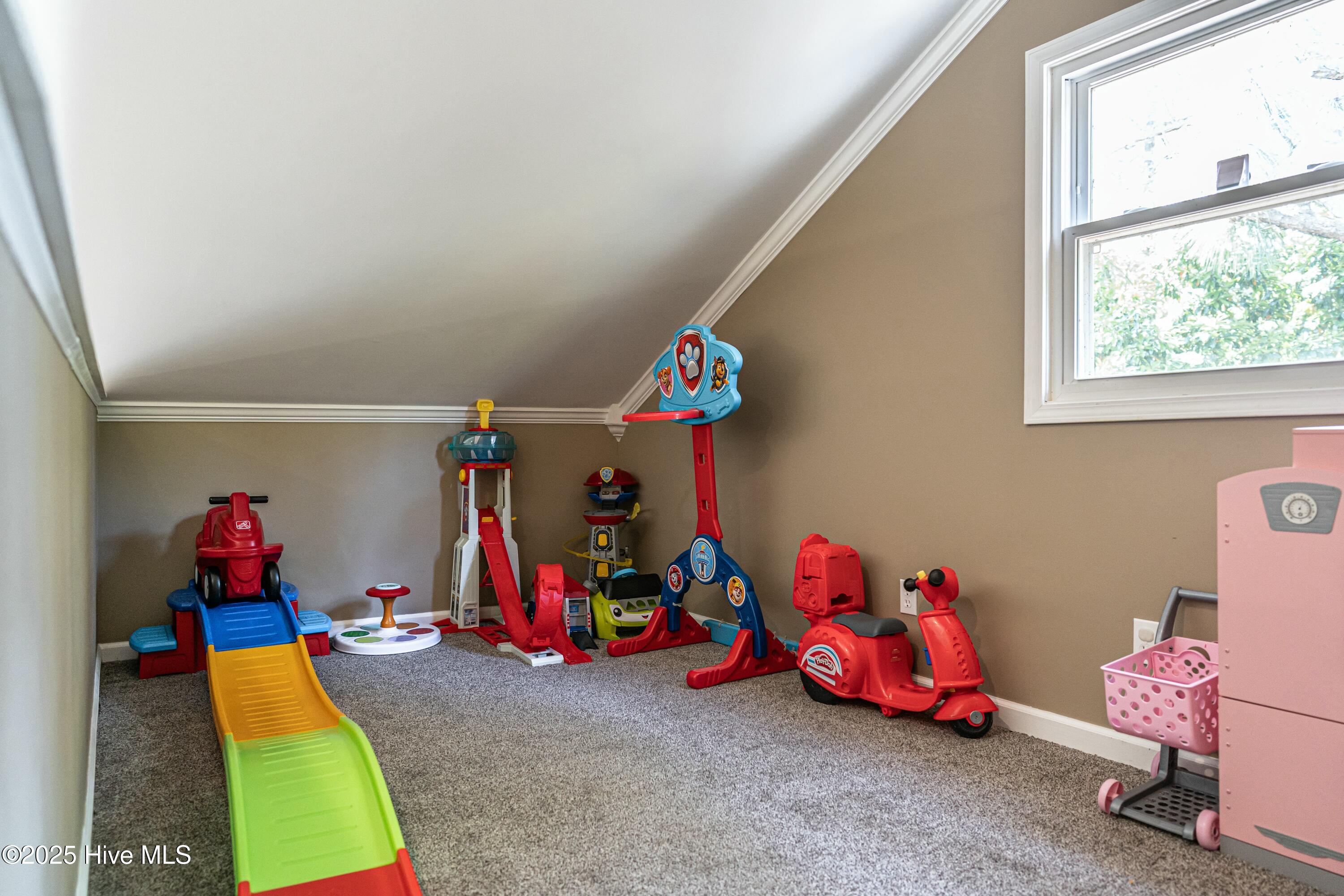 124 Shenandoah Road E