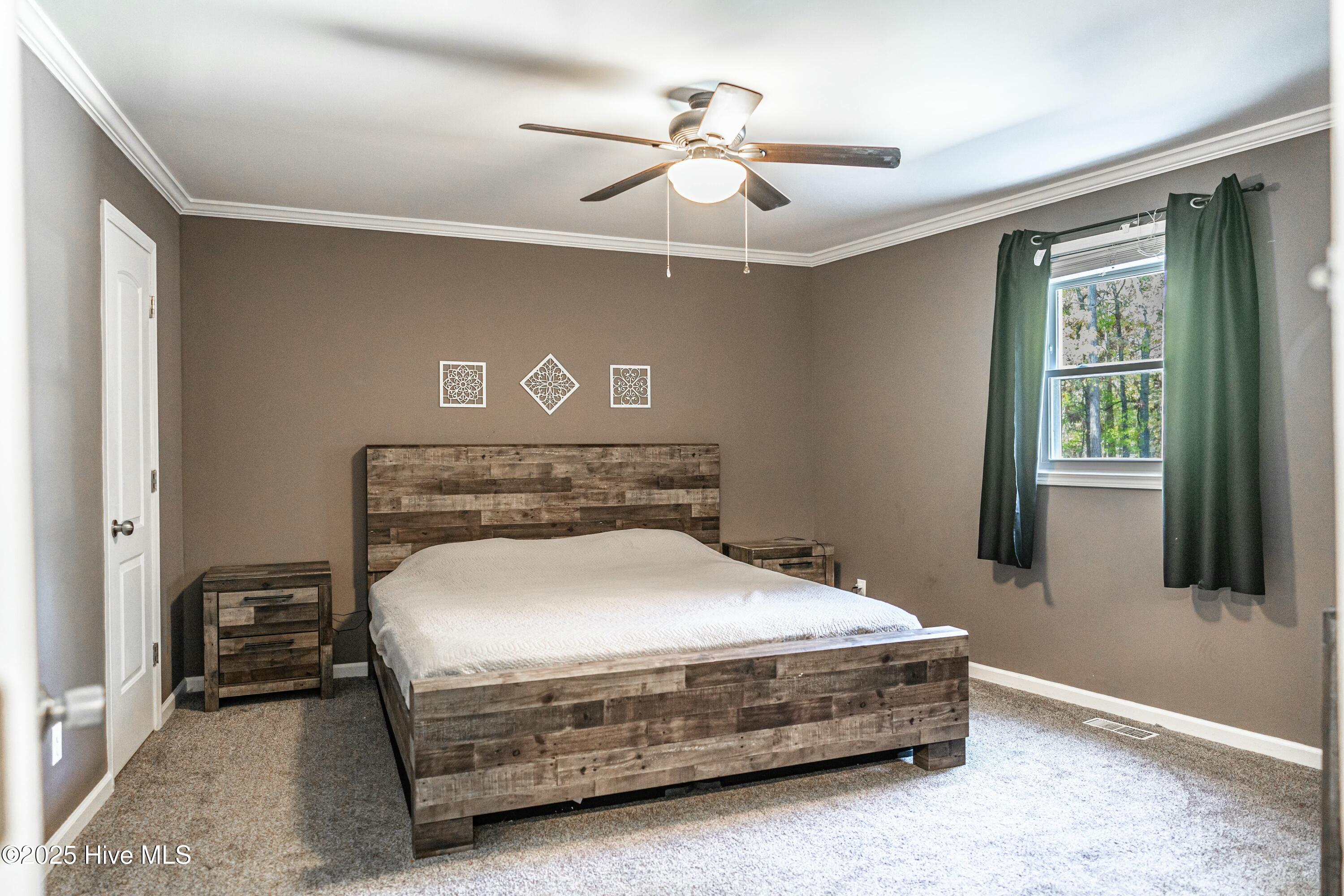 124 Shenandoah Road E