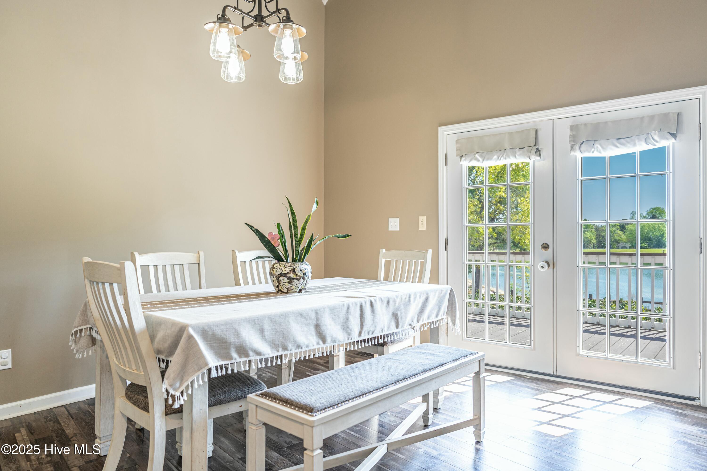 124 Shenandoah Road E