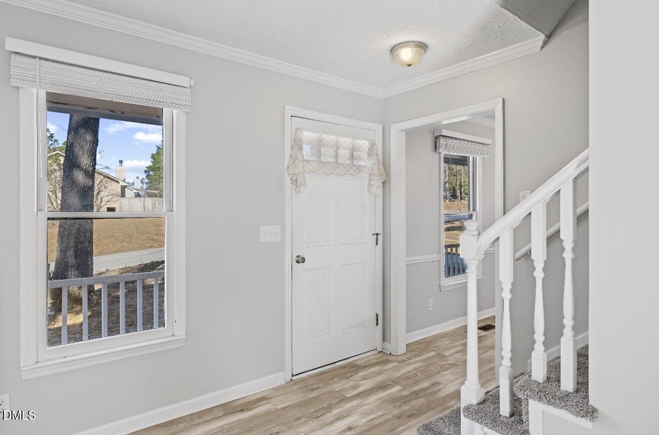 999 Flintwood Road