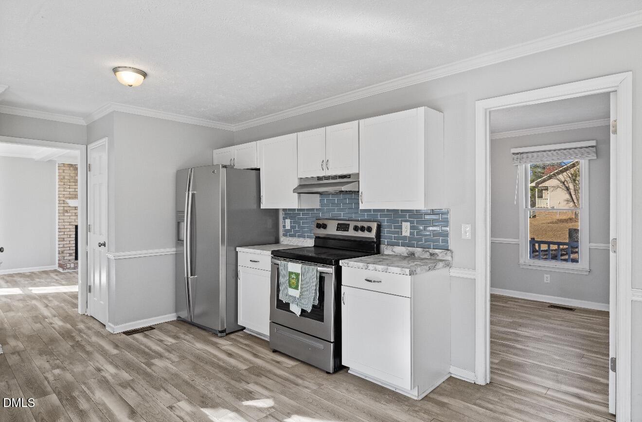 999 Flintwood Road