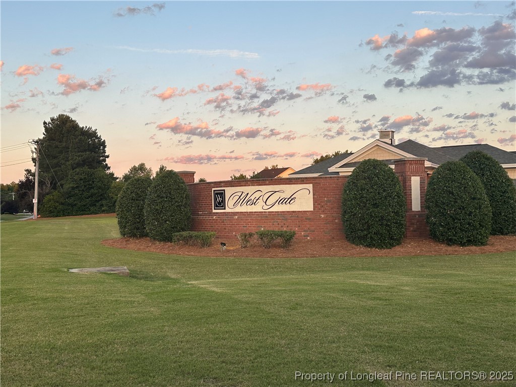 625 Fairfield Circle
