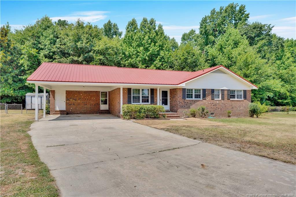 717 Curtis Cir Circle