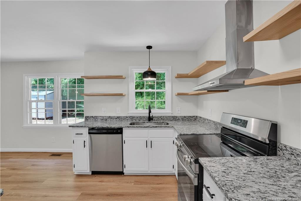 717 Curtis Cir Circle