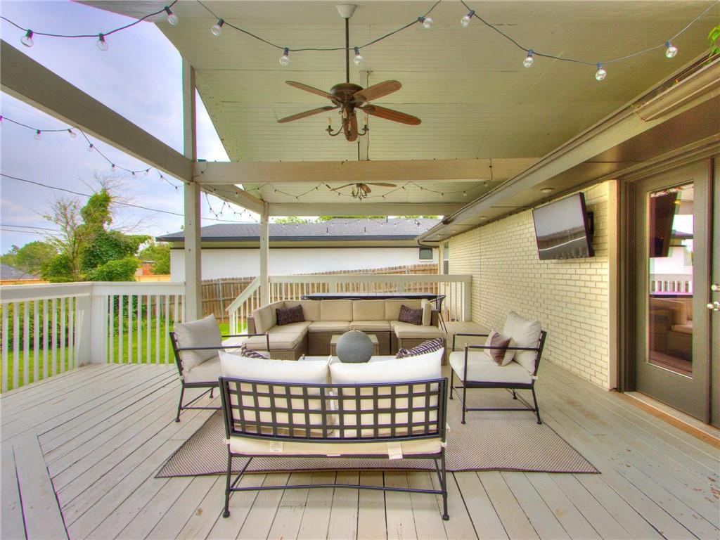 2613 NW 67th Street