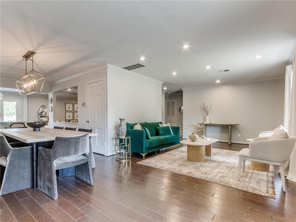 2613 NW 67th Street