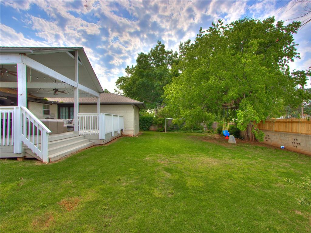 2613 NW 67th Street
