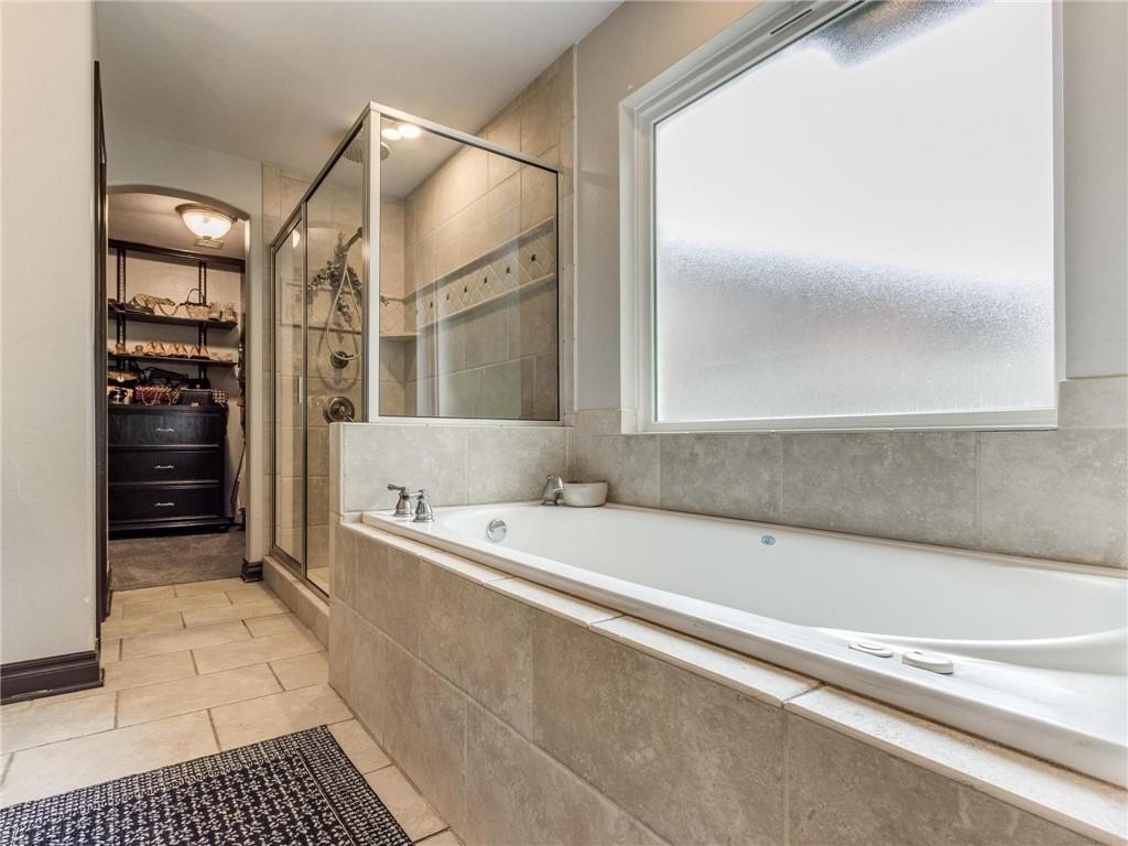 2613 NW 67th Street