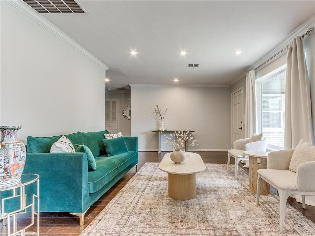 2613 NW 67th Street