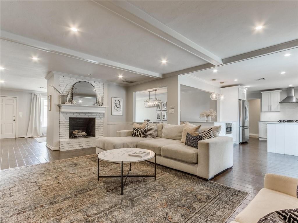 2613 NW 67th Street